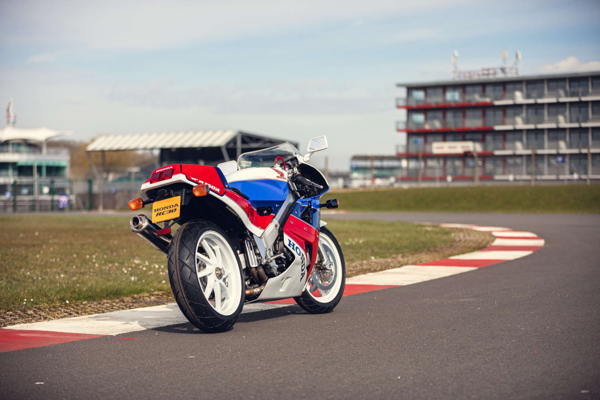 1990 Honda VFR750R Type RC30 748cc-Sold