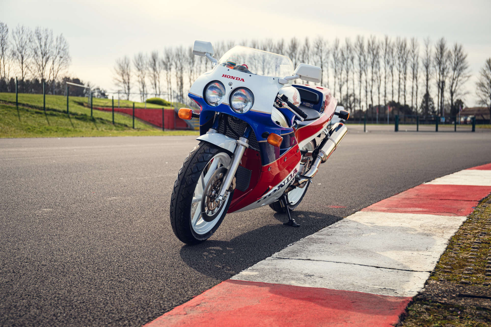 1990 Honda VFR750R Type RC30 748cc-Sold