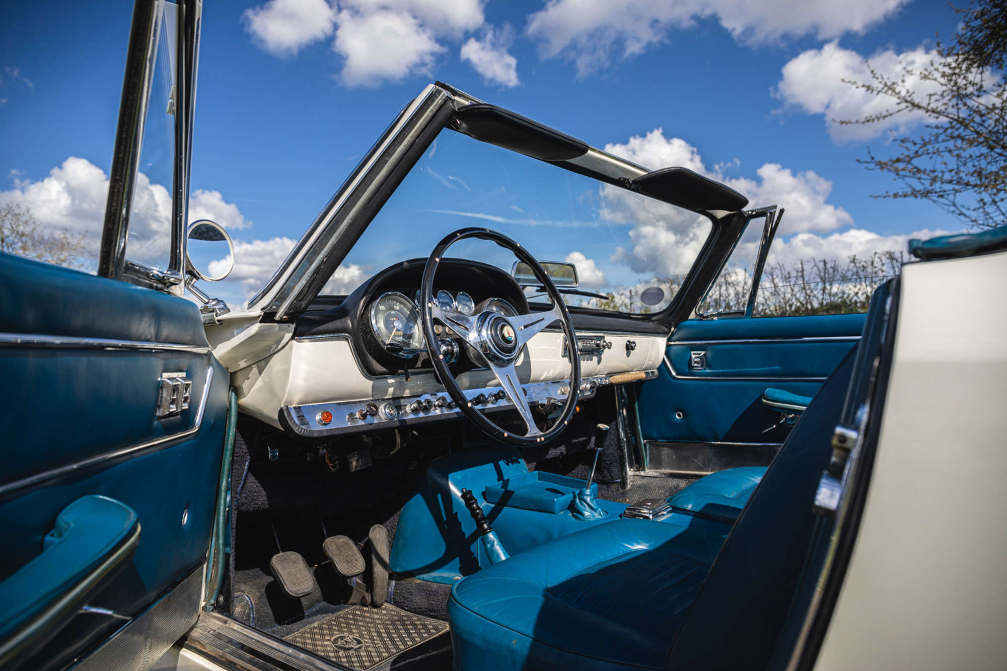 1962 Maserati 3500 GTI Spyder by Vignale (Tipo 101/C) Ω-Sold