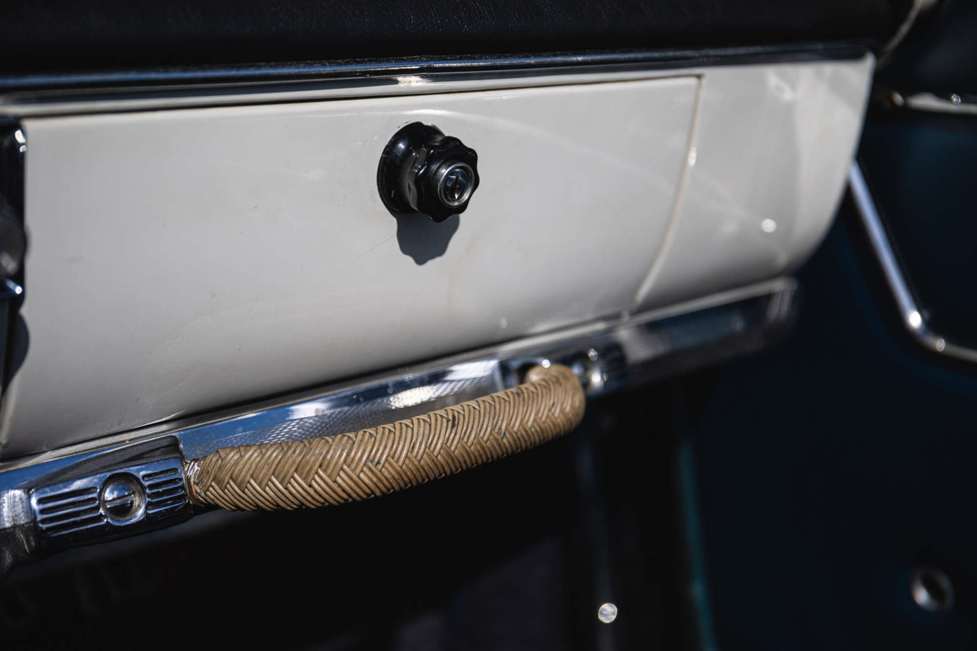 1962 Maserati 3500 GTI Spyder by Vignale (Tipo 101/C) Ω-Sold