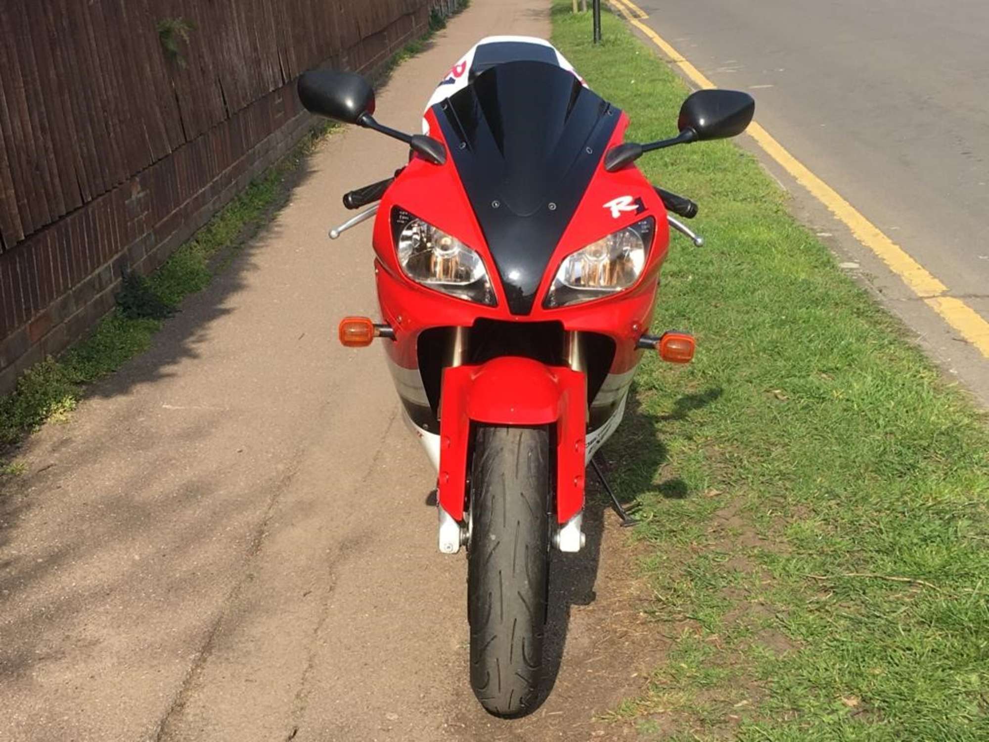 1999 Yamaha YZF-R1 998cc-Sold