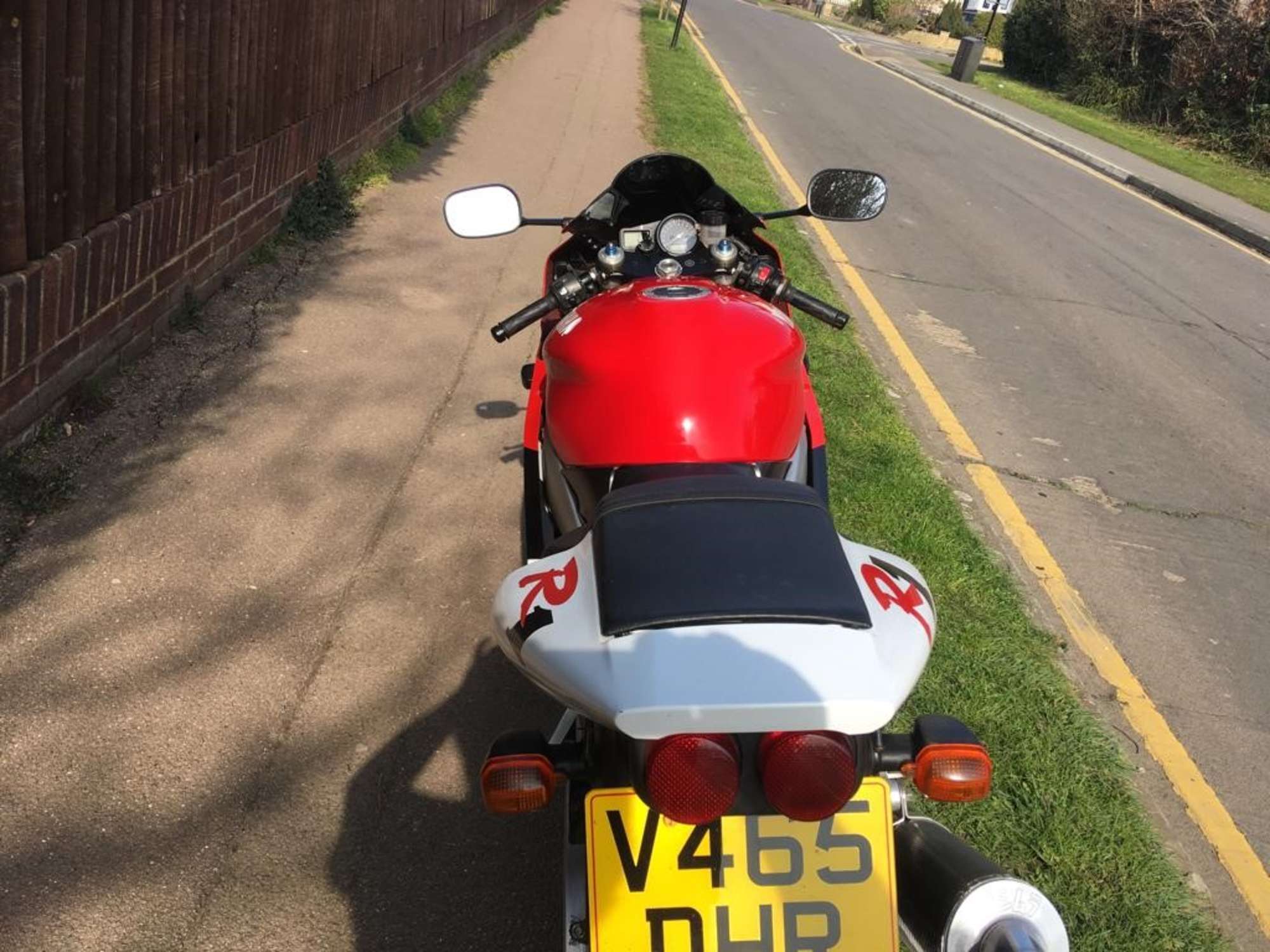 1999 Yamaha YZF-R1 998cc-Sold