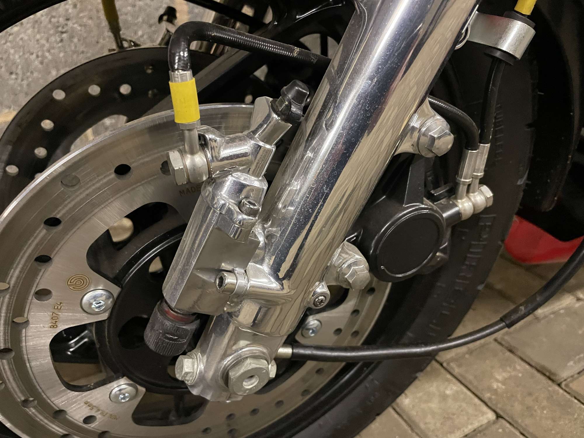 1985 Yamaha RD500 LC YPVS 492cc-Sold