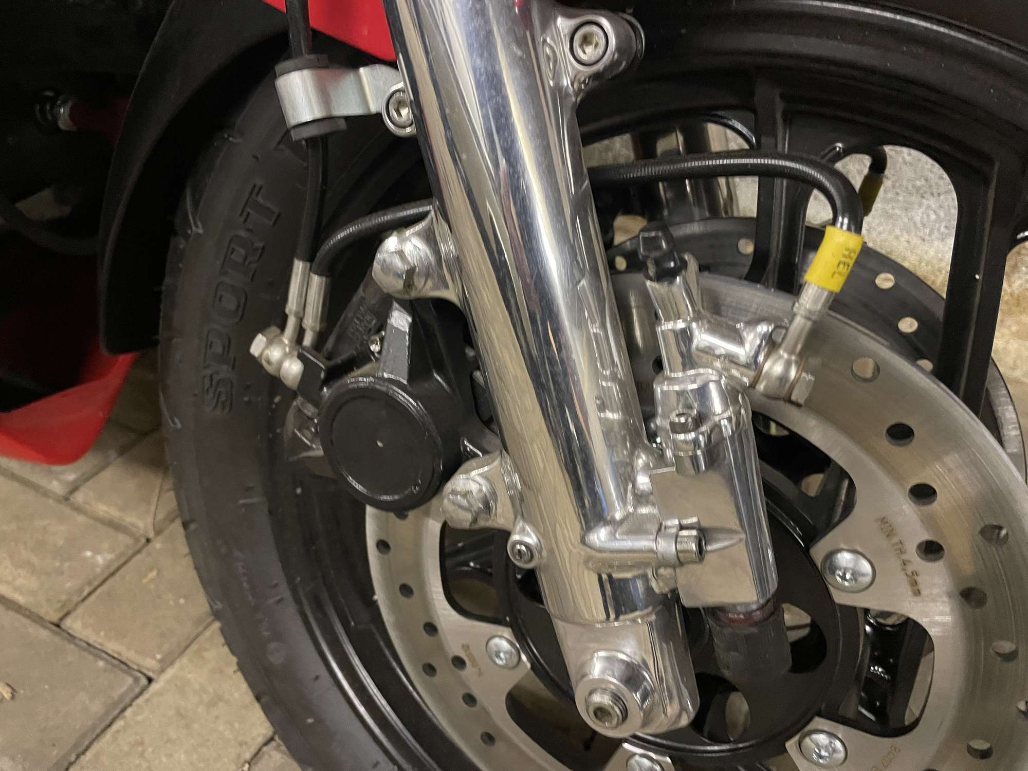 1985 Yamaha RD500 LC YPVS 492cc-Sold