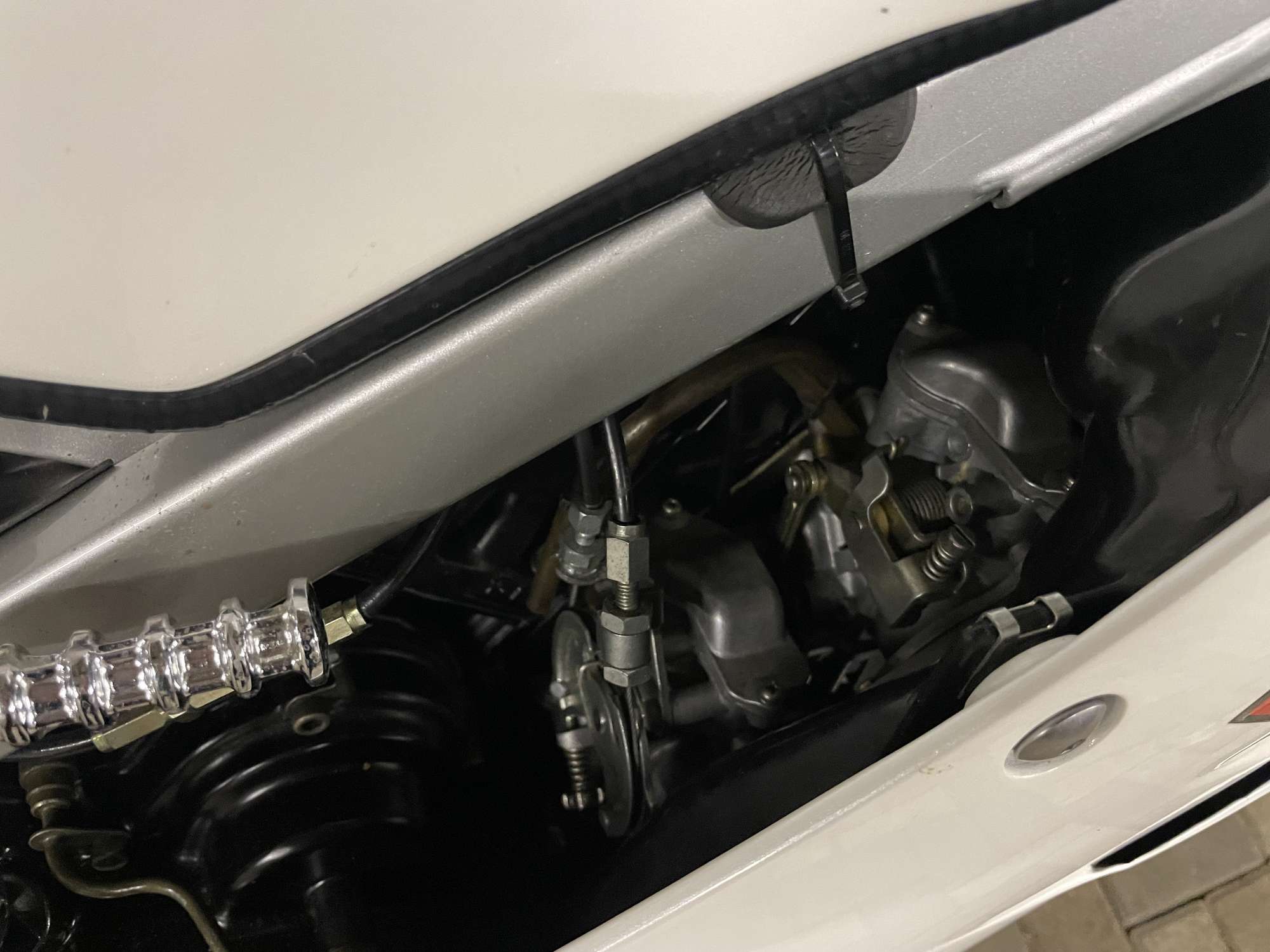 1985 Yamaha RD500 LC YPVS 492cc-Sold