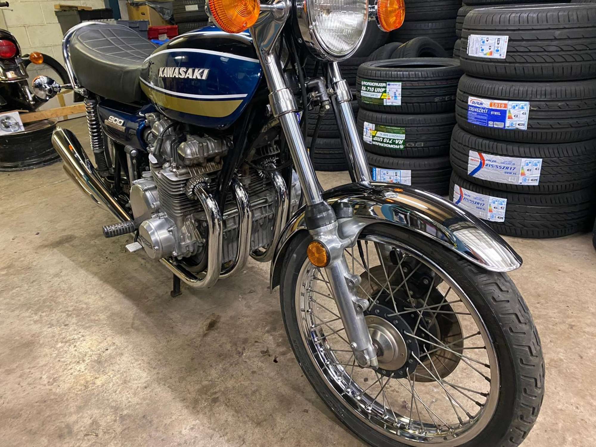 1975 Kawasaki Z1B 900cc-Auction Lot