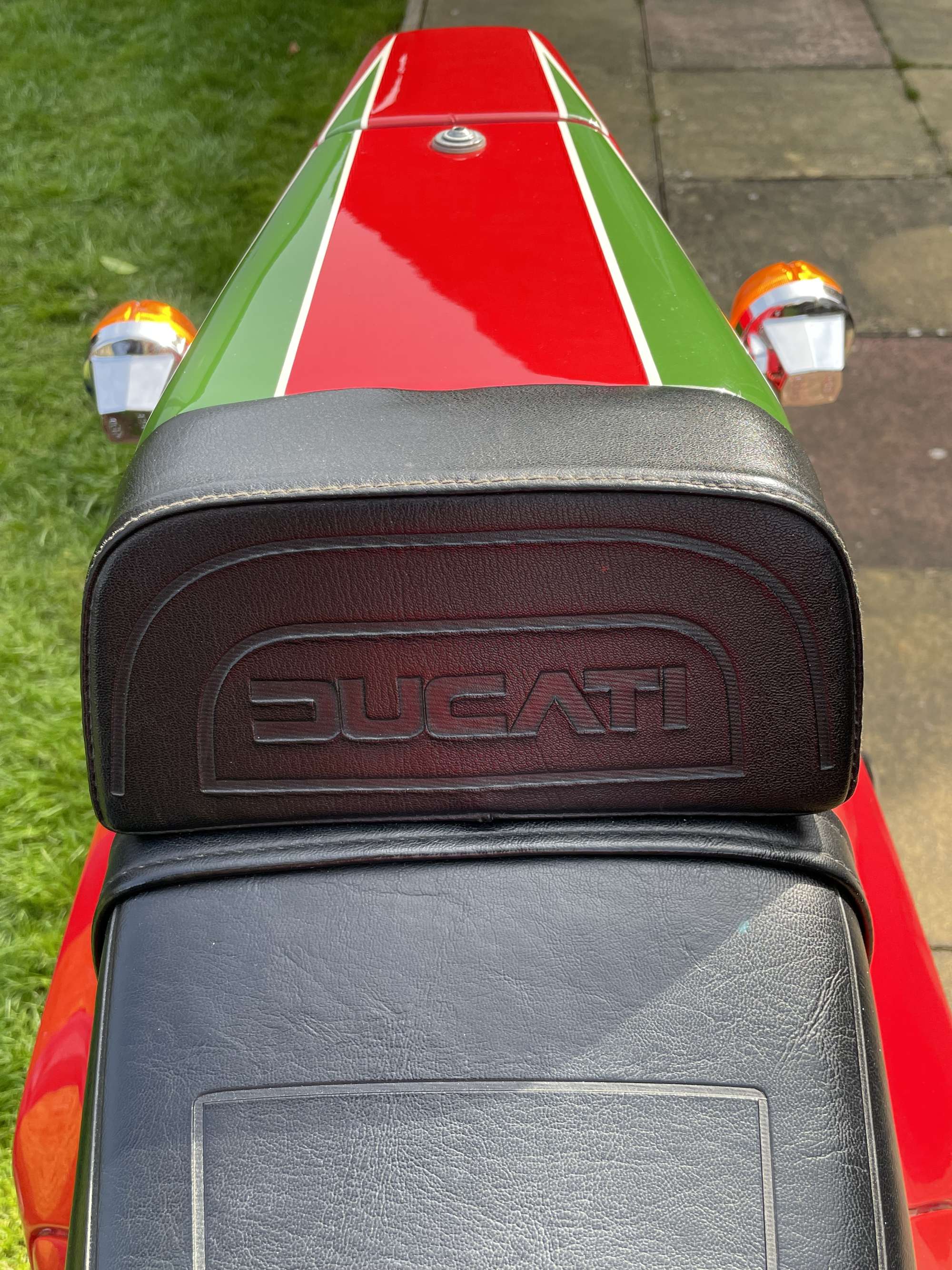 1982 Ducati Mike Hailwood Replica Mk3 864cc-Auction Lot