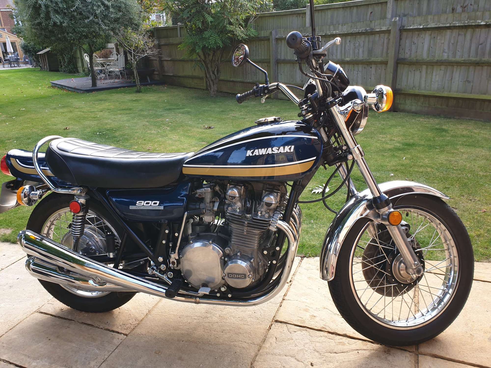 1975 Kawasaki Z1B 903cc-Auction Lot