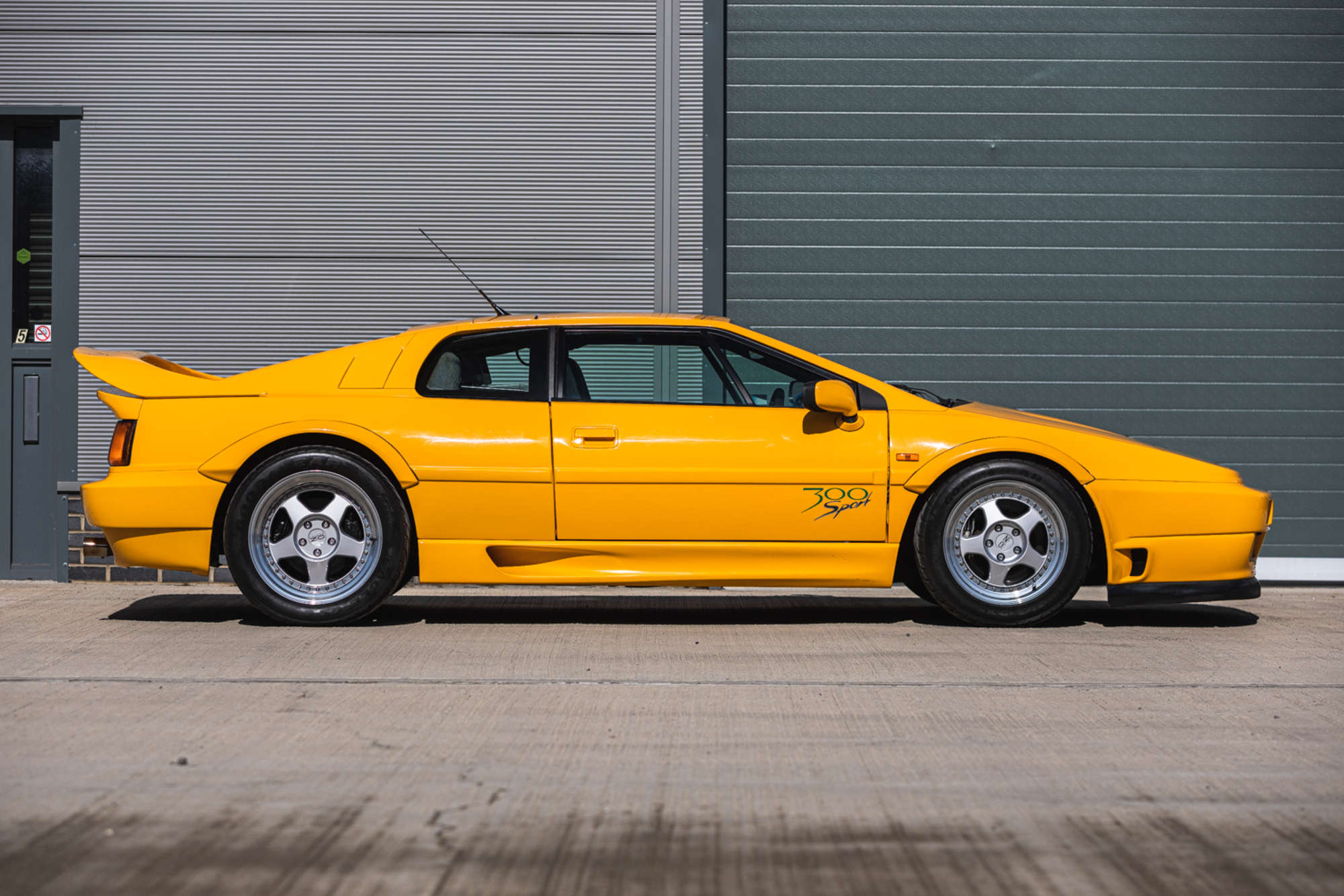 1994 Lotus Esprit Sport 300-Sold