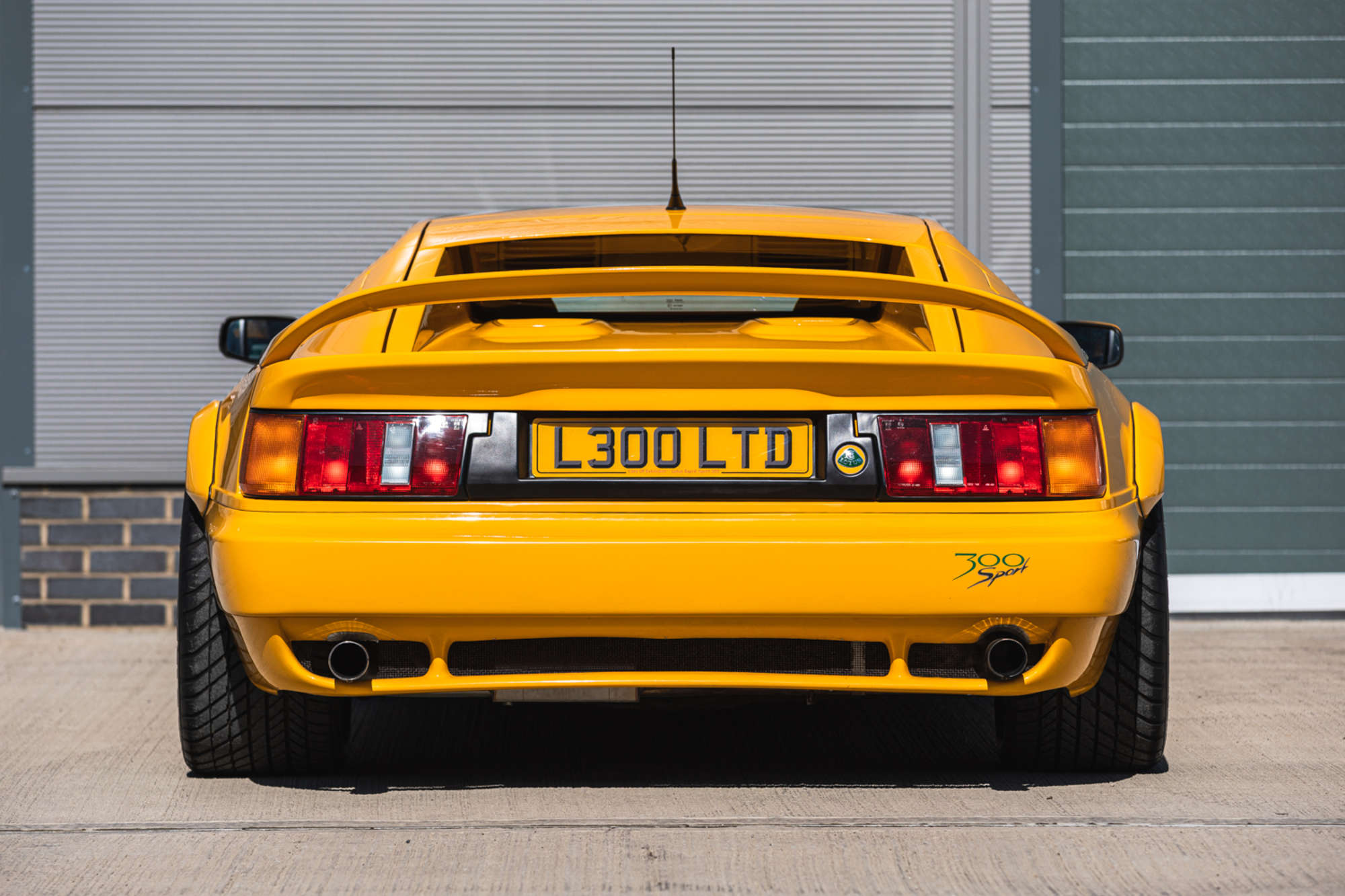 1994 Lotus Esprit Sport 300-Sold