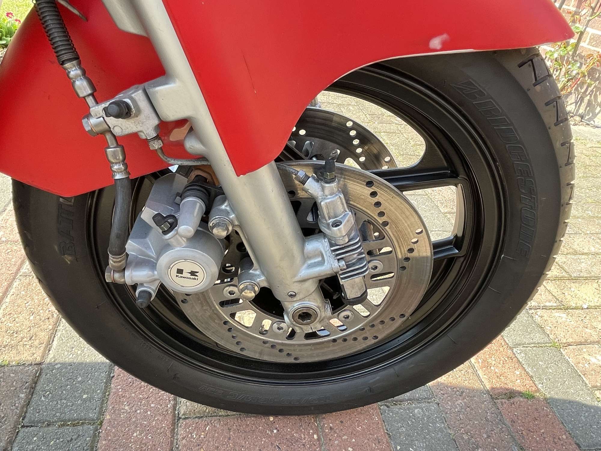 1985 Kawasaki GPZ 600R-Sold