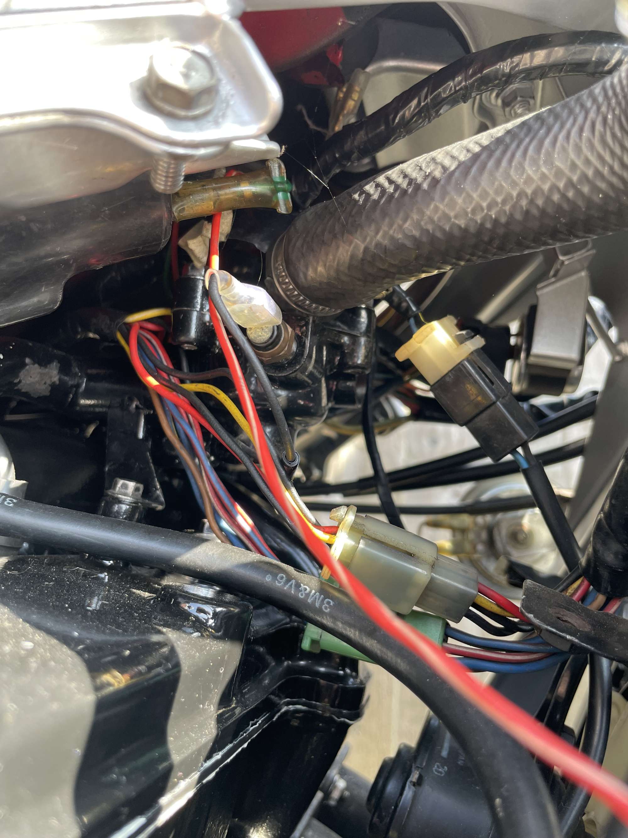 1985 Kawasaki GPZ 600R-Sold