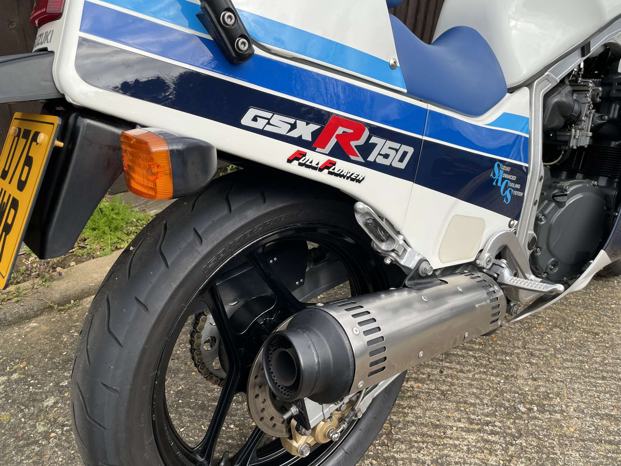 1986 Suzuki GSX-R750 749cc-Sold