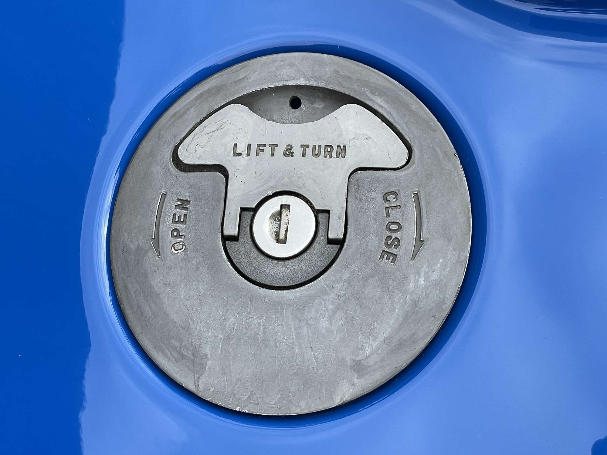 1986 Suzuki GSX-R750 749cc-Sold