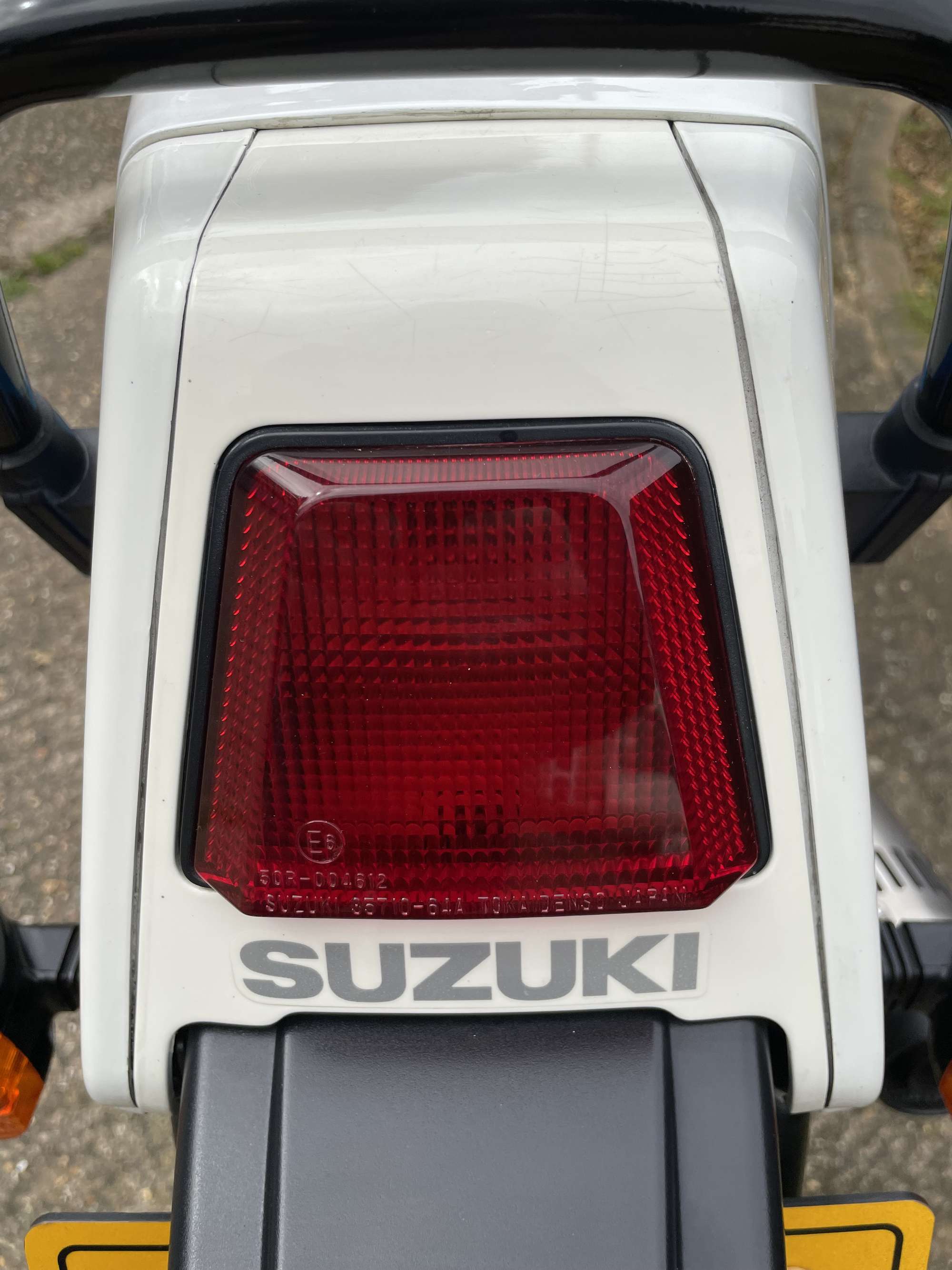 1986 Suzuki GSX-R750 749cc-Sold