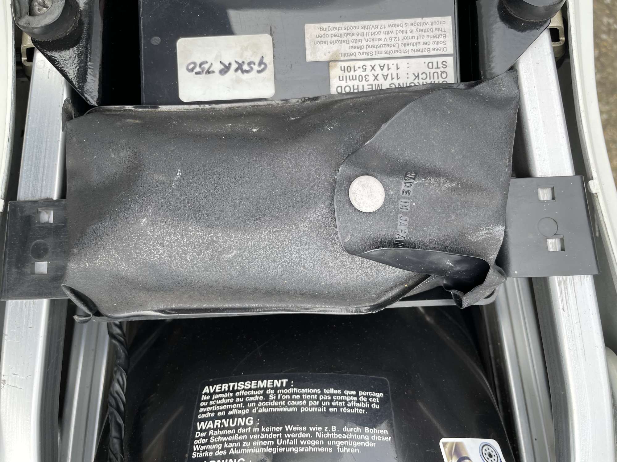 1986 Suzuki GSX-R750 749cc-Sold