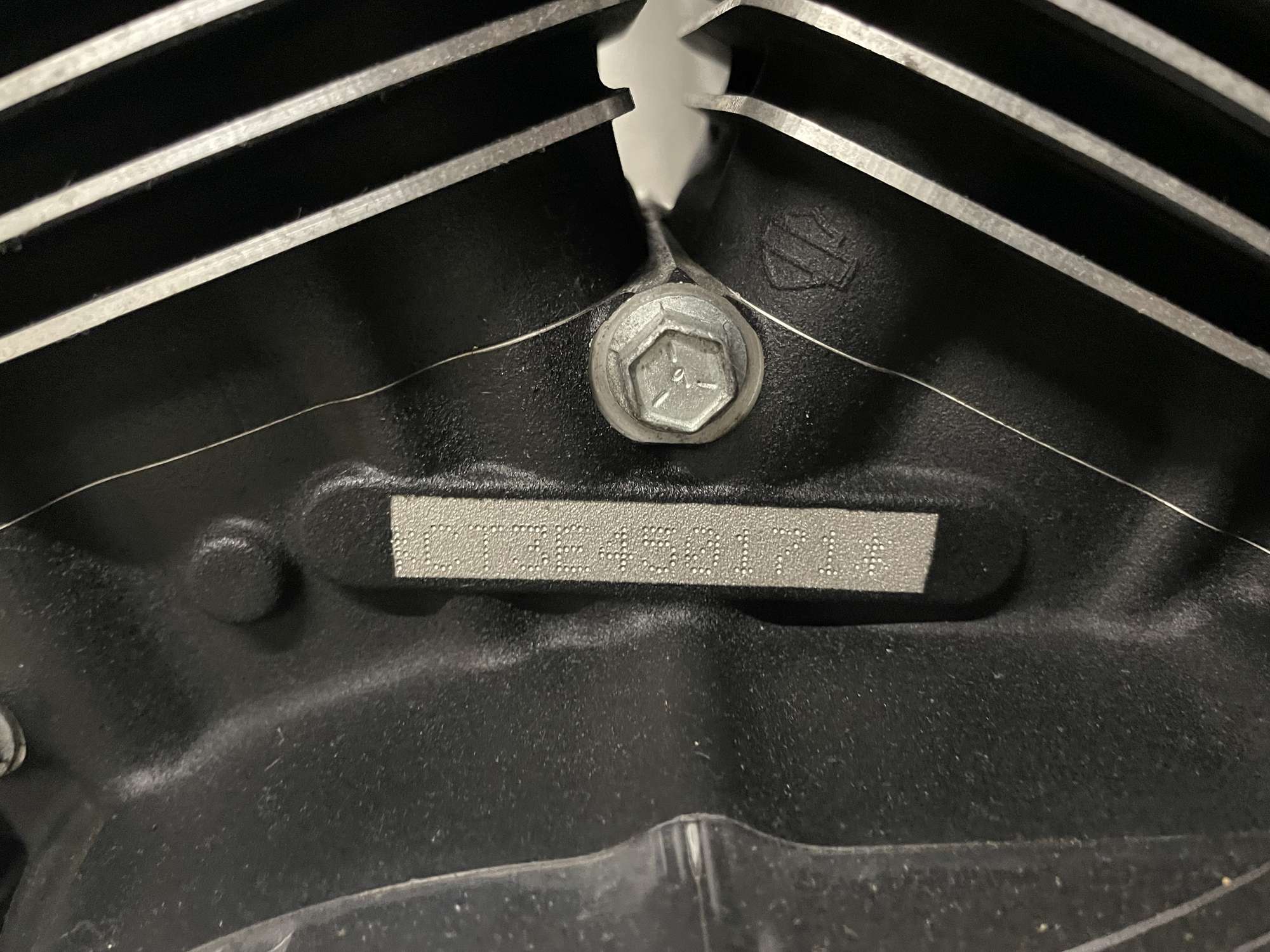 2015 Harley-Davidson XL1200C Sportster Custom 1202cc-Auction Lot