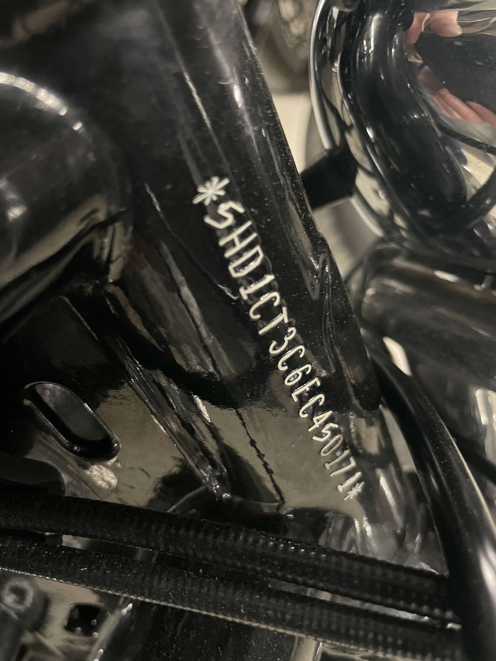 2015 Harley-Davidson XL1200C Sportster Custom 1202cc-Auction Lot