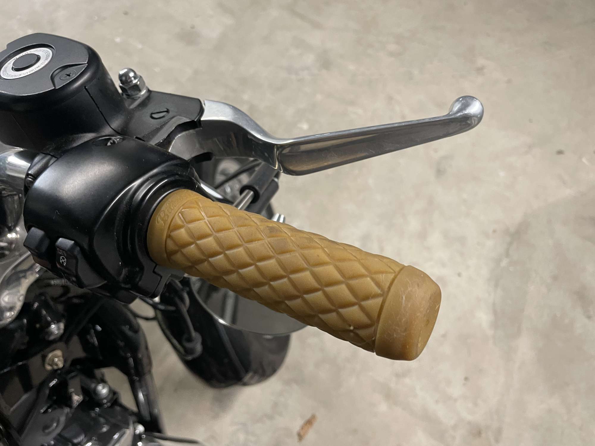 2015 Harley-Davidson XL1200C Sportster Custom 1202cc-Auction Lot