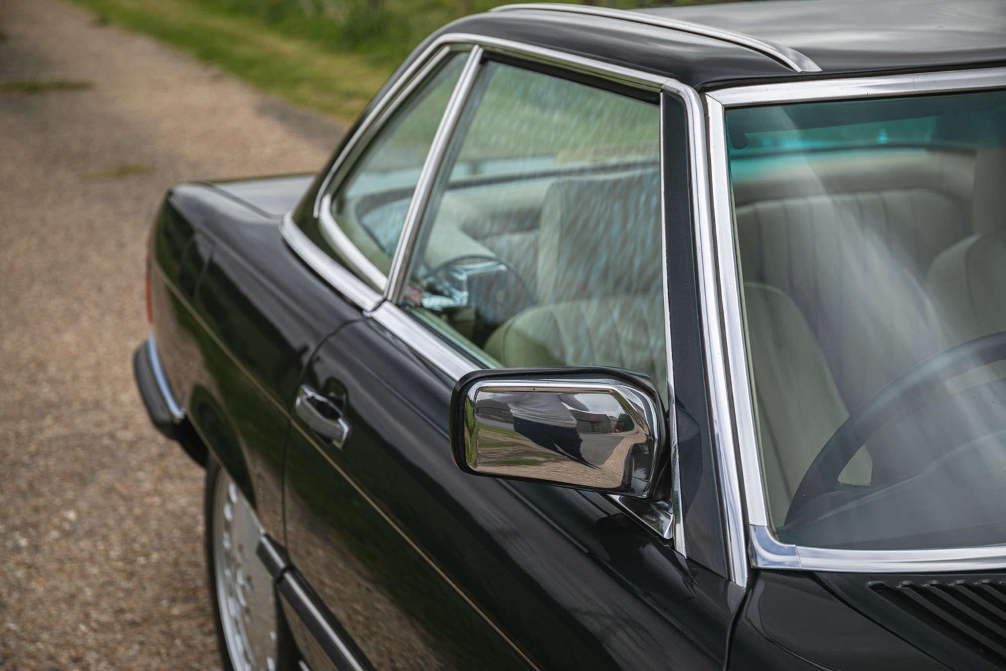 1987 Mercedes-Benz 420 SL (R107)-Auction Lot