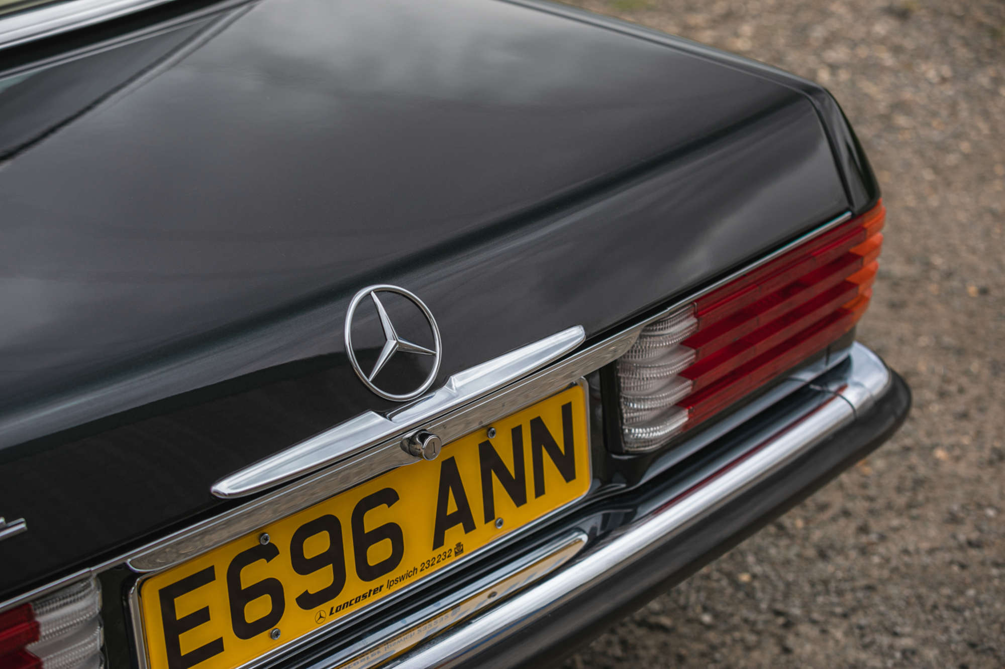 1987 Mercedes-Benz 420 SL (R107)-Auction Lot