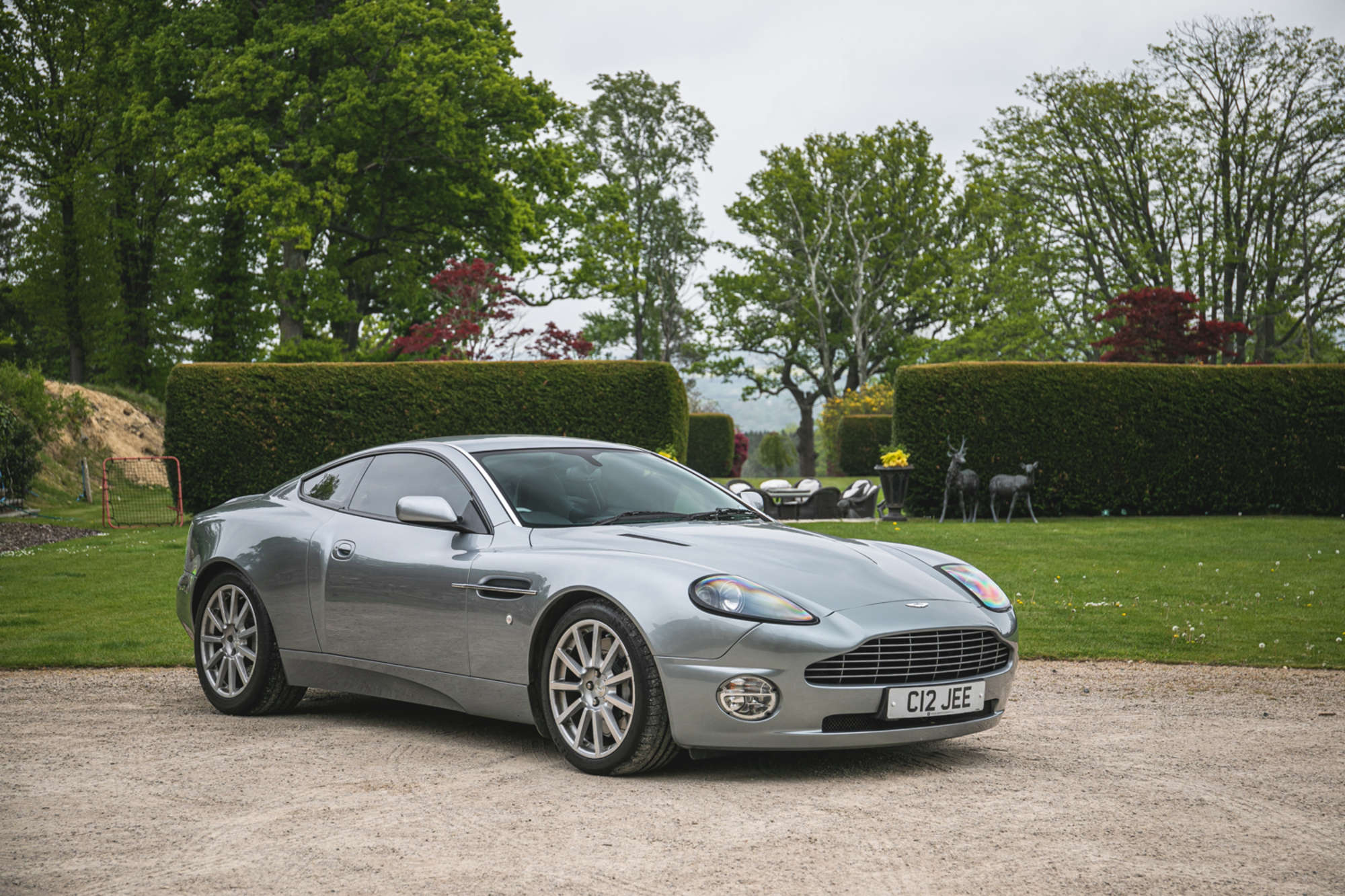 2005 Aston Martin Vanquish S 2+2-Auction Lot