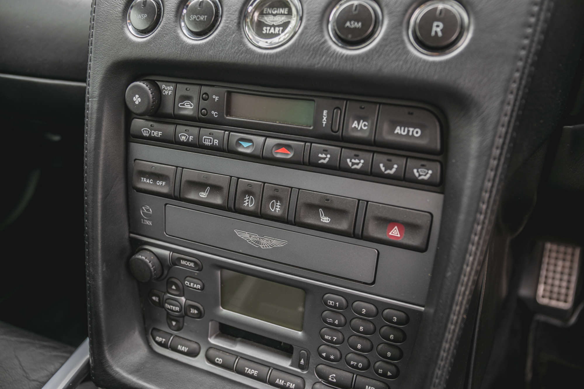 2005 Aston Martin Vanquish S 2+2-Auction Lot