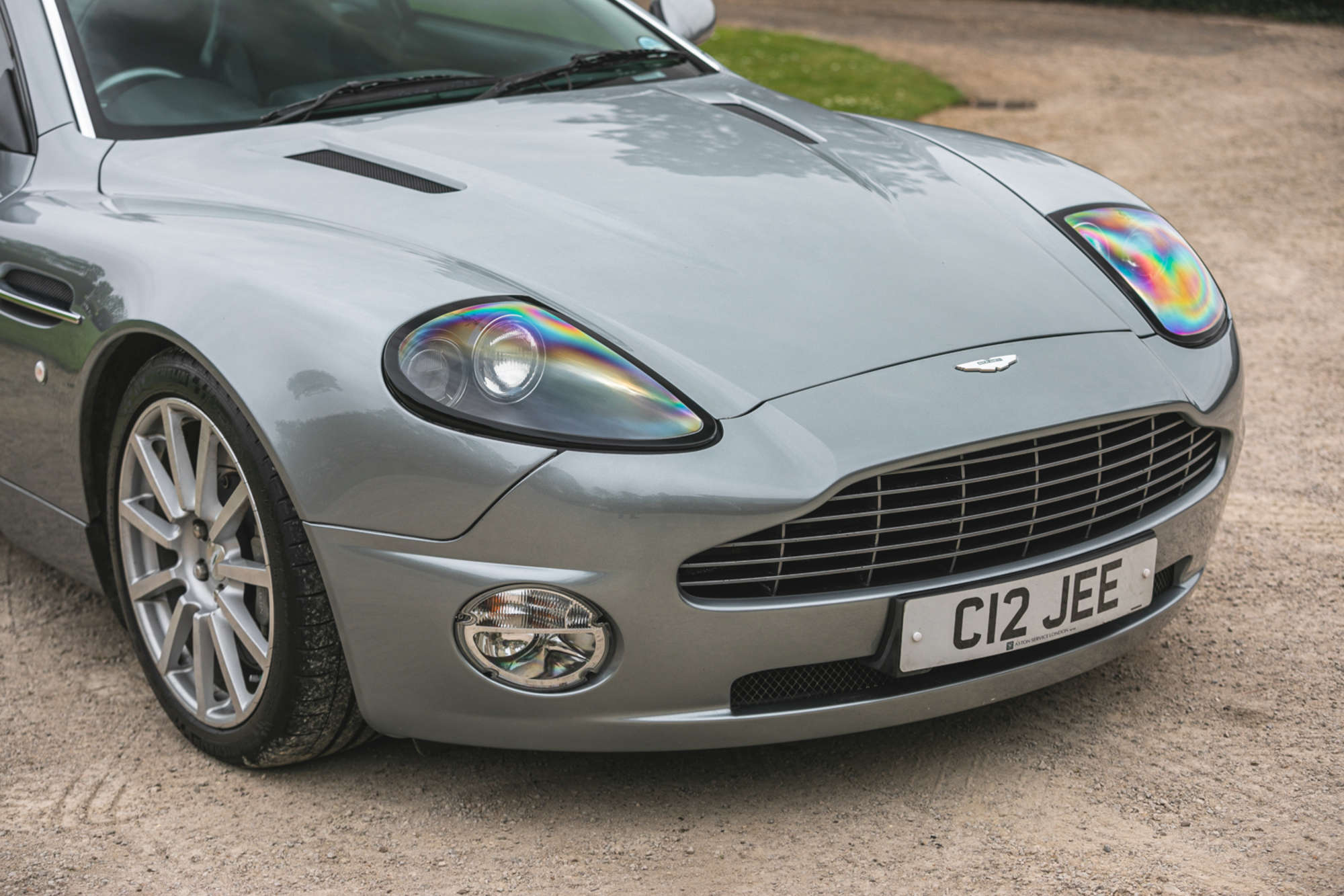 2005 Aston Martin Vanquish S 2+2-Auction Lot