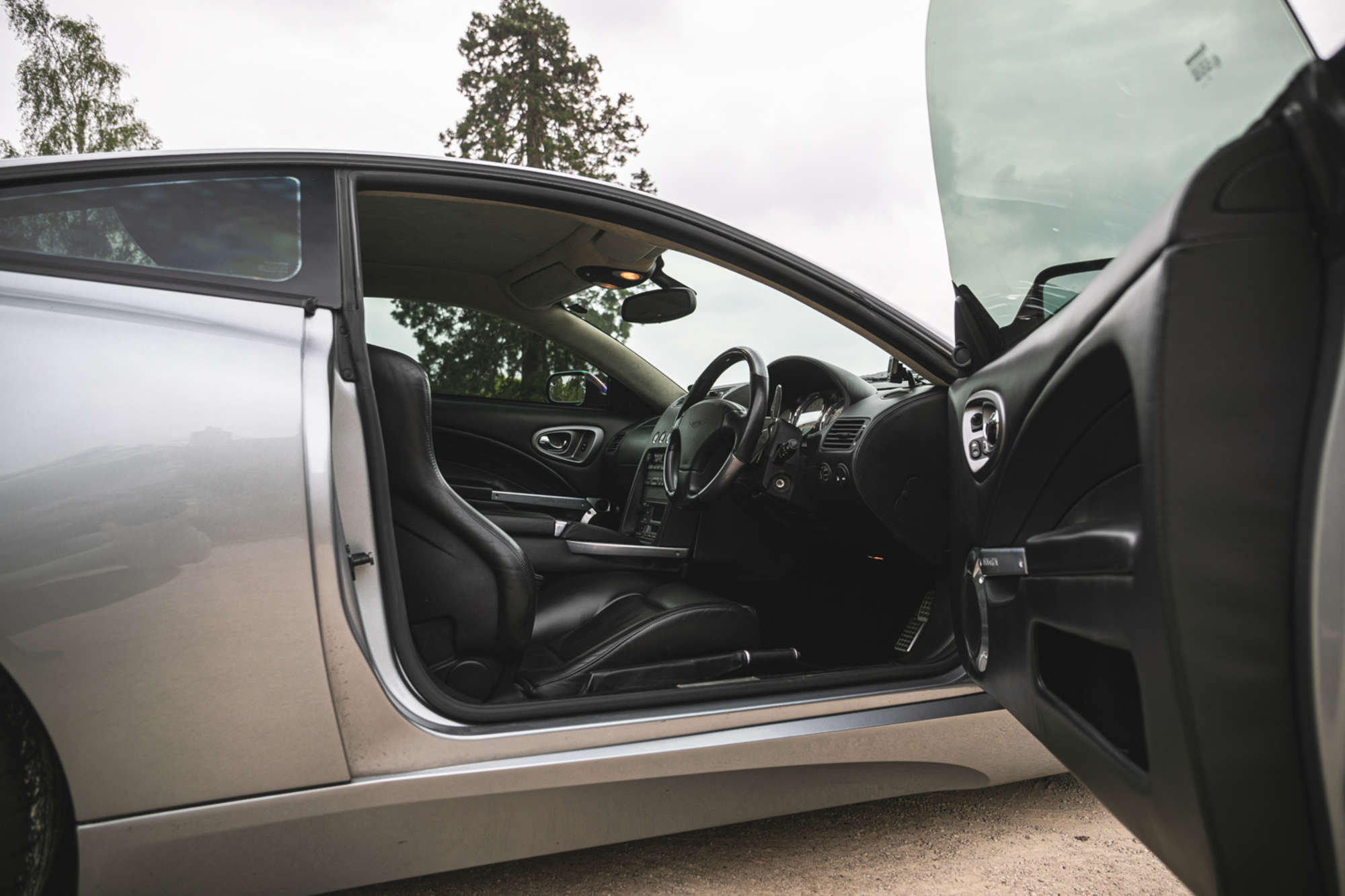 2005 Aston Martin Vanquish S 2+2-Auction Lot