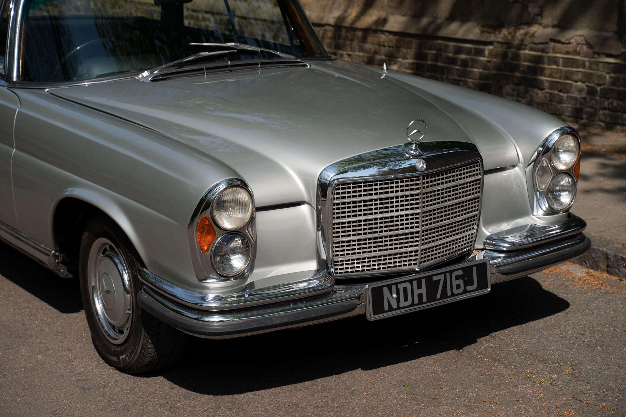 1971 Mercedes-Benz 280 SE 3.5 V8 Coupé (W111)-Auction Lot