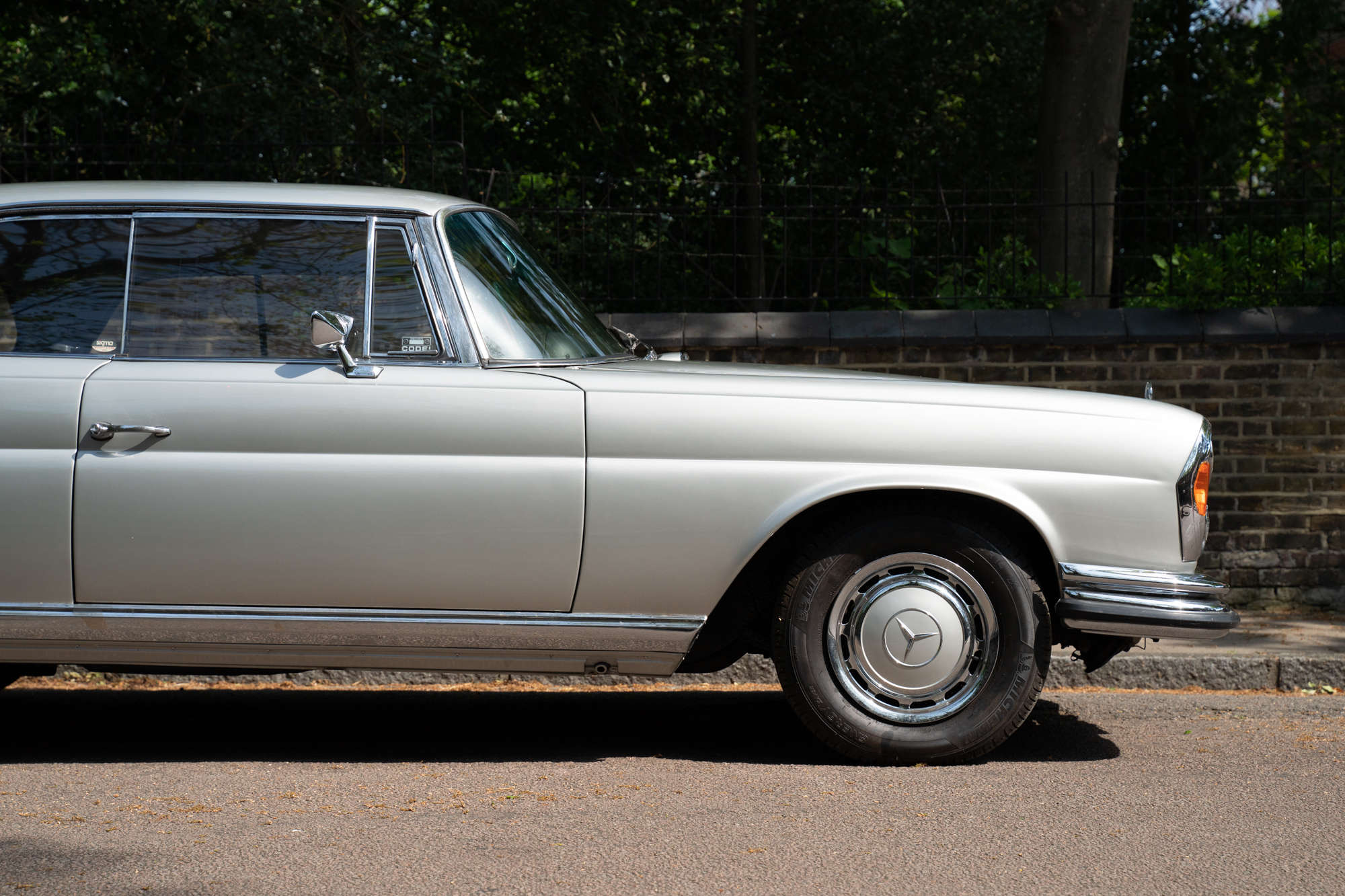 1971 Mercedes-Benz 280 SE 3.5 V8 Coupé (W111)-Auction Lot
