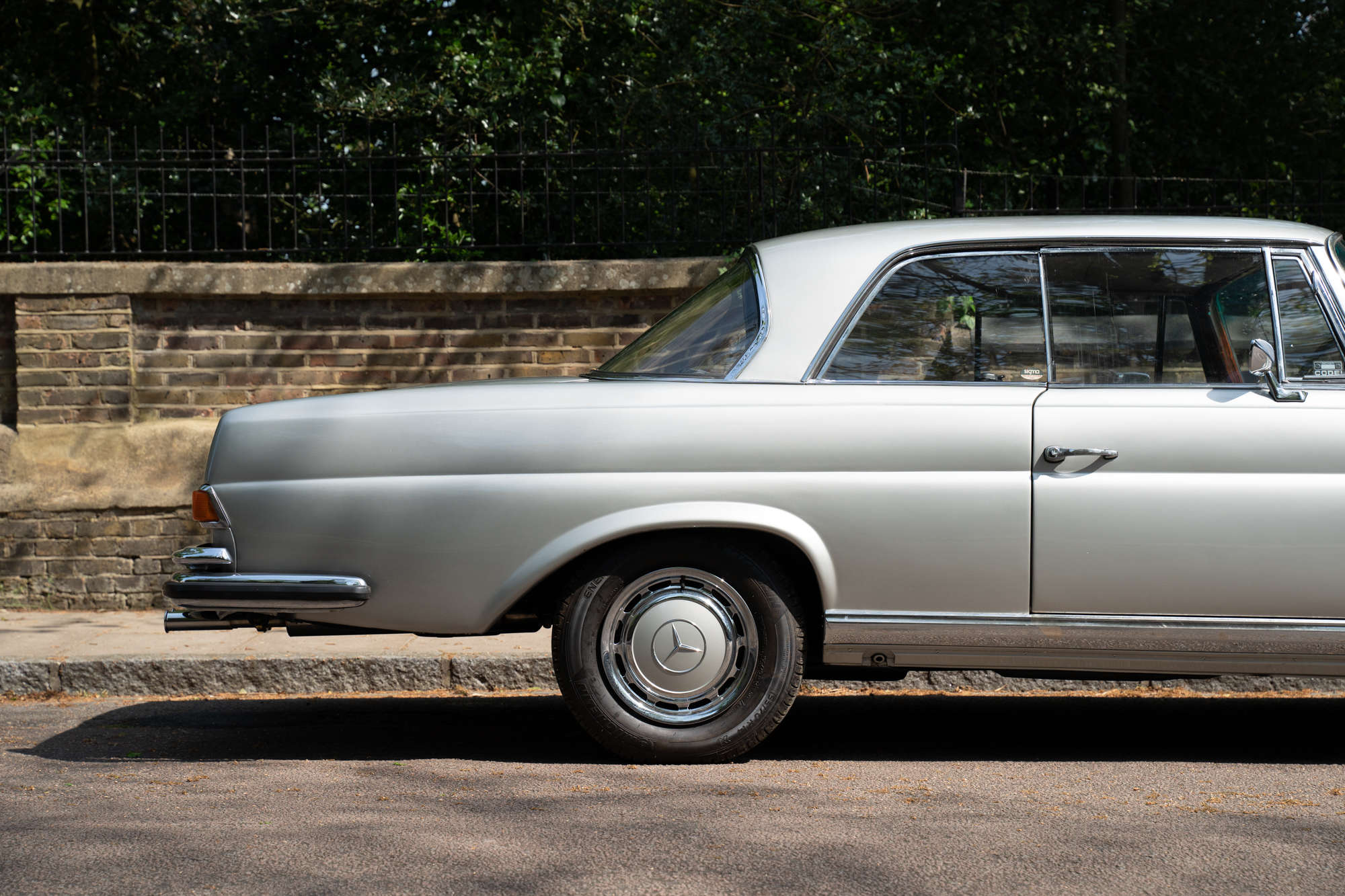 1971 Mercedes-Benz 280 SE 3.5 V8 Coupé (W111)-Auction Lot