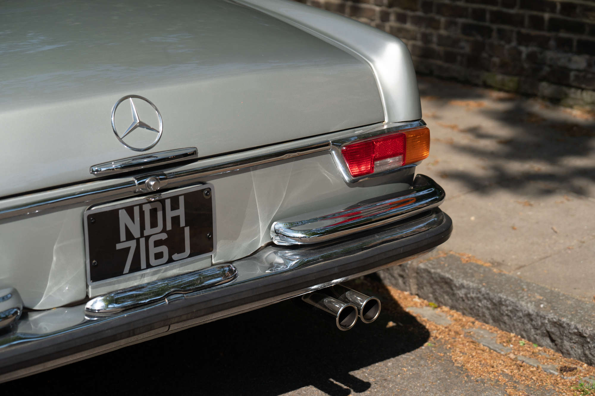 1971 Mercedes-Benz 280 SE 3.5 V8 Coupé (W111)-Auction Lot
