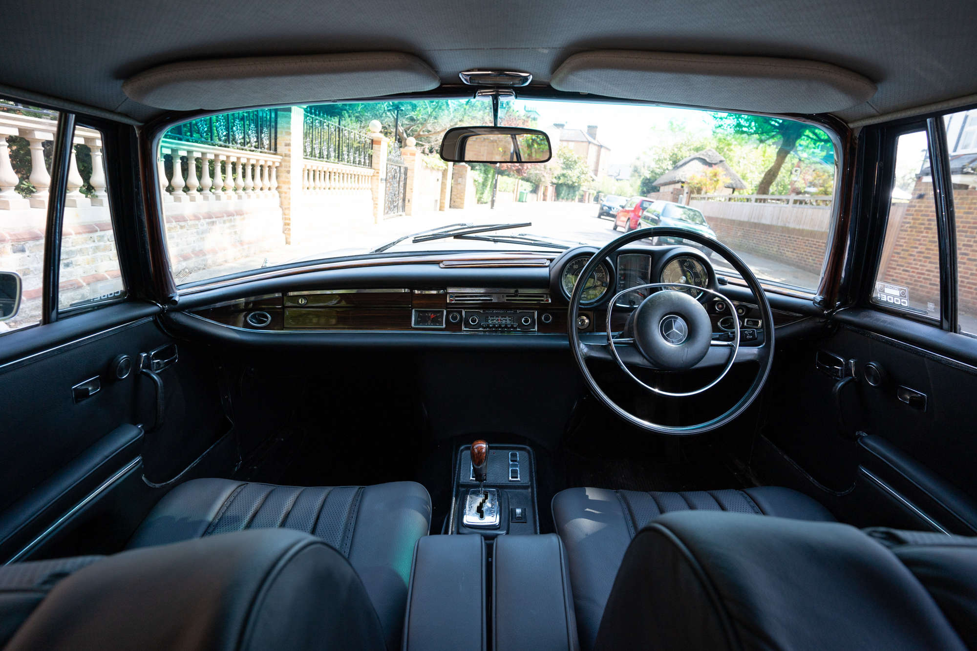 1971 Mercedes-Benz 280 SE 3.5 V8 Coupé (W111)-Auction Lot