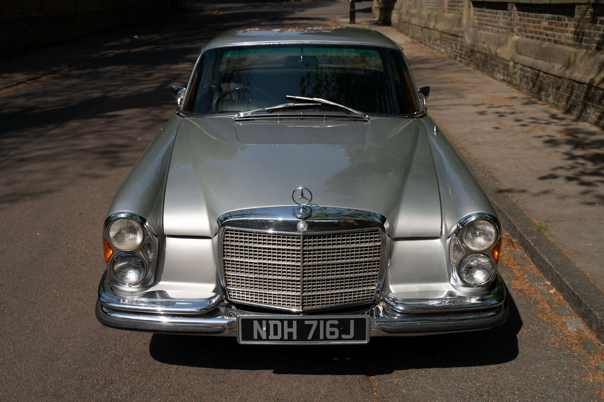 1971 Mercedes-Benz 280 SE 3.5 V8 Coupé (W111)-Auction Lot