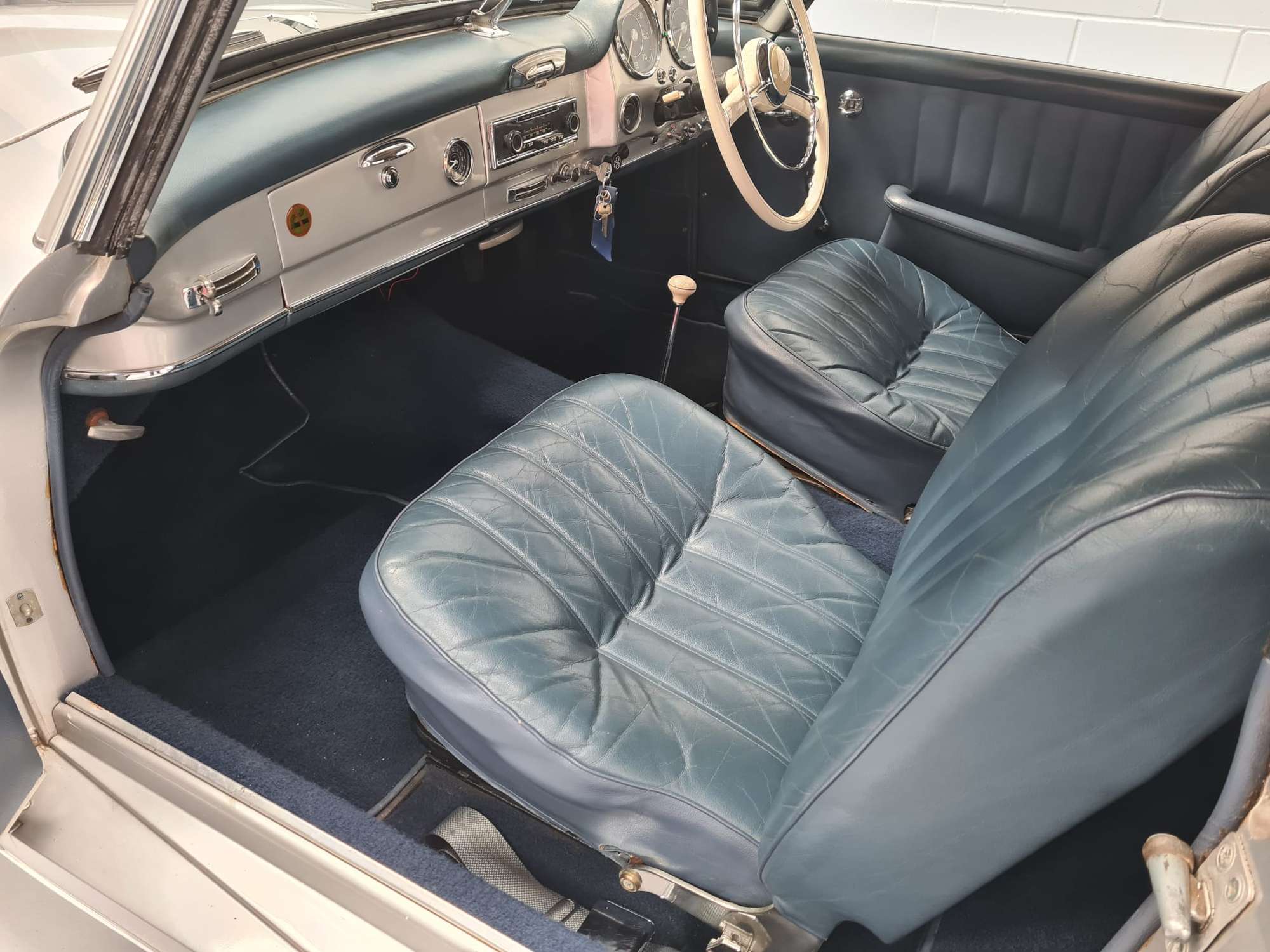 1957 Mercedes-Benz 190SL -Sold