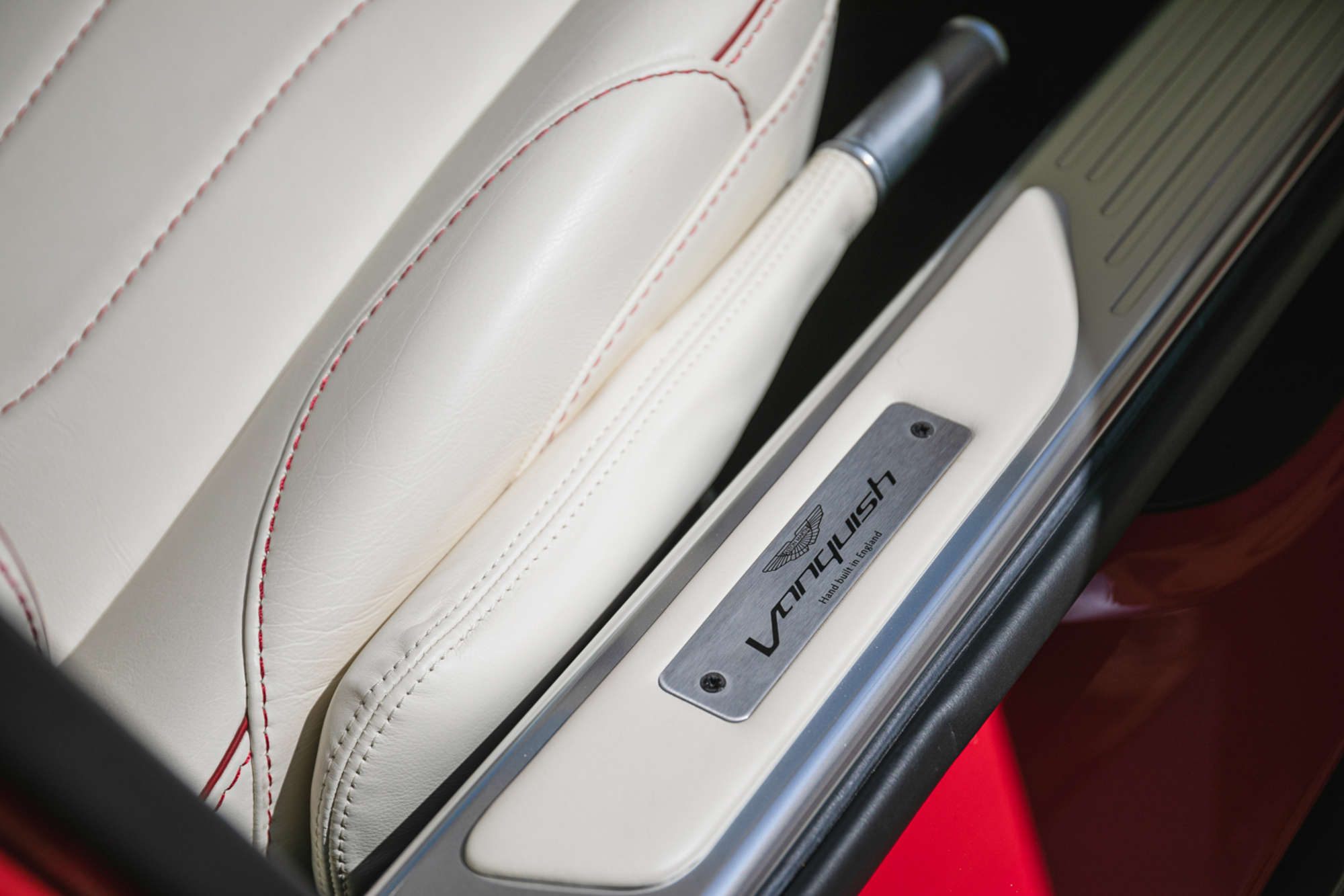 2014 Aston Martin Vanquish V12 Volante-Auction Lot