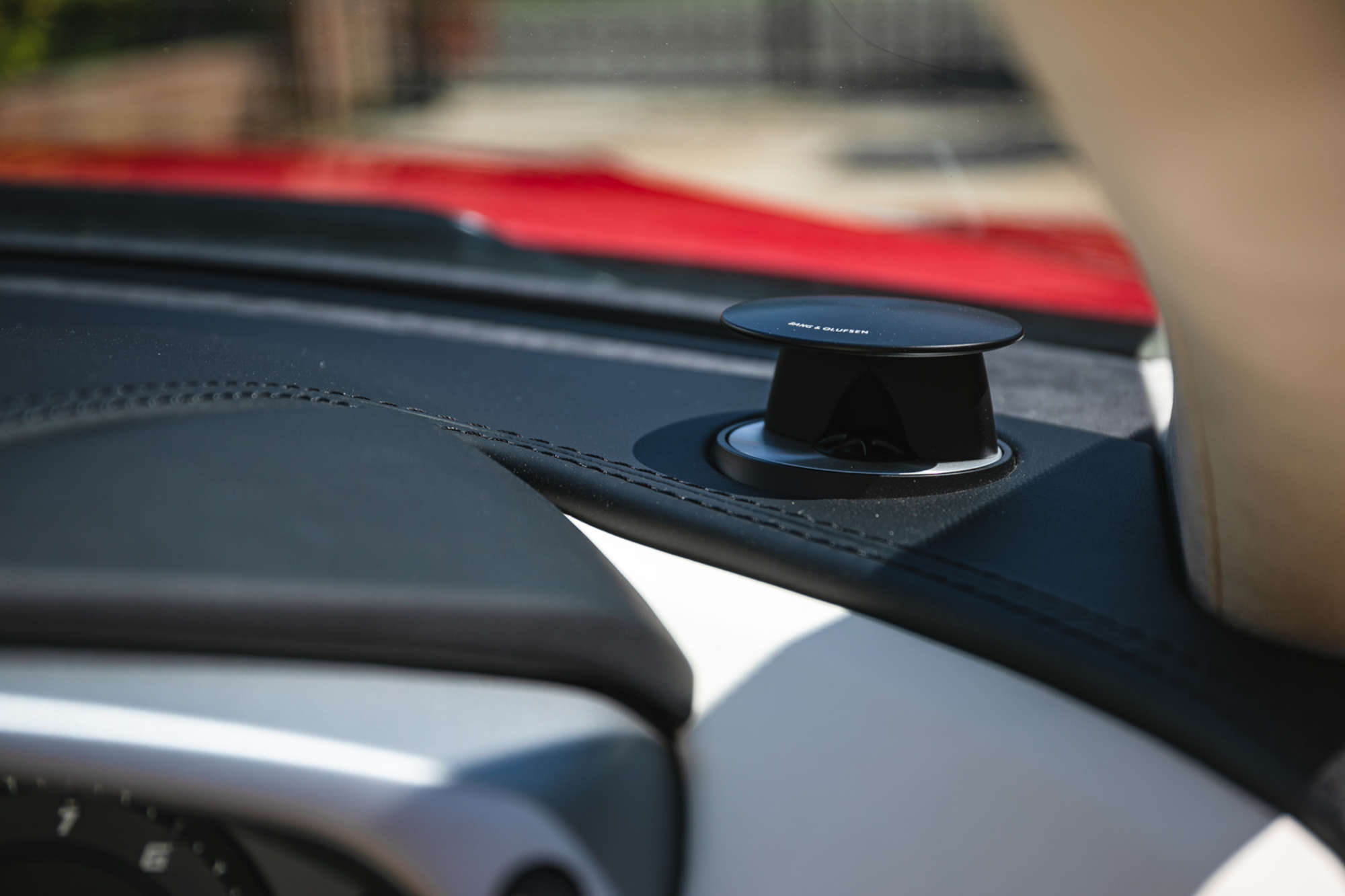 2014 Aston Martin Vanquish V12 Volante-Auction Lot