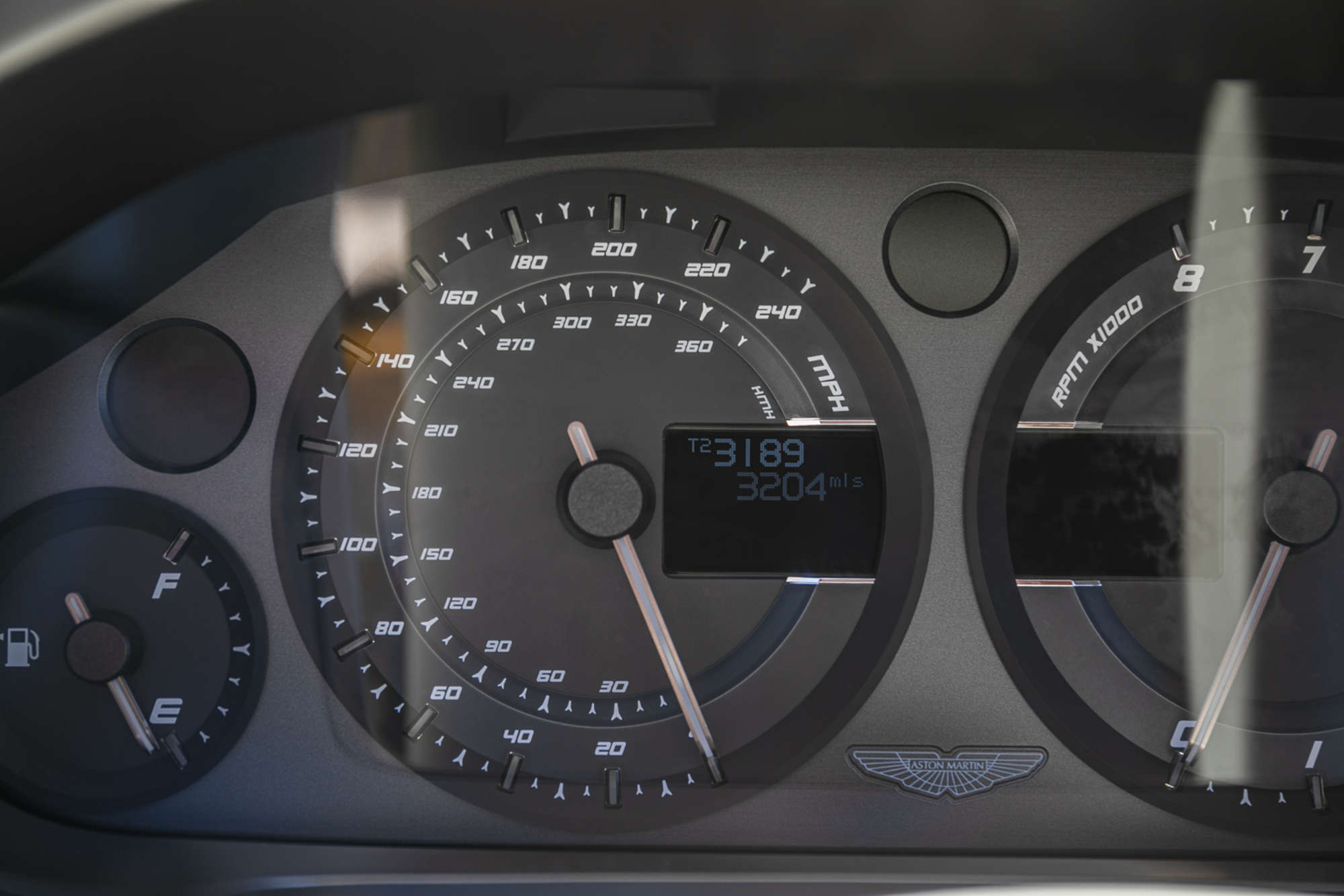 2014 Aston Martin Vanquish V12 Volante-Auction Lot