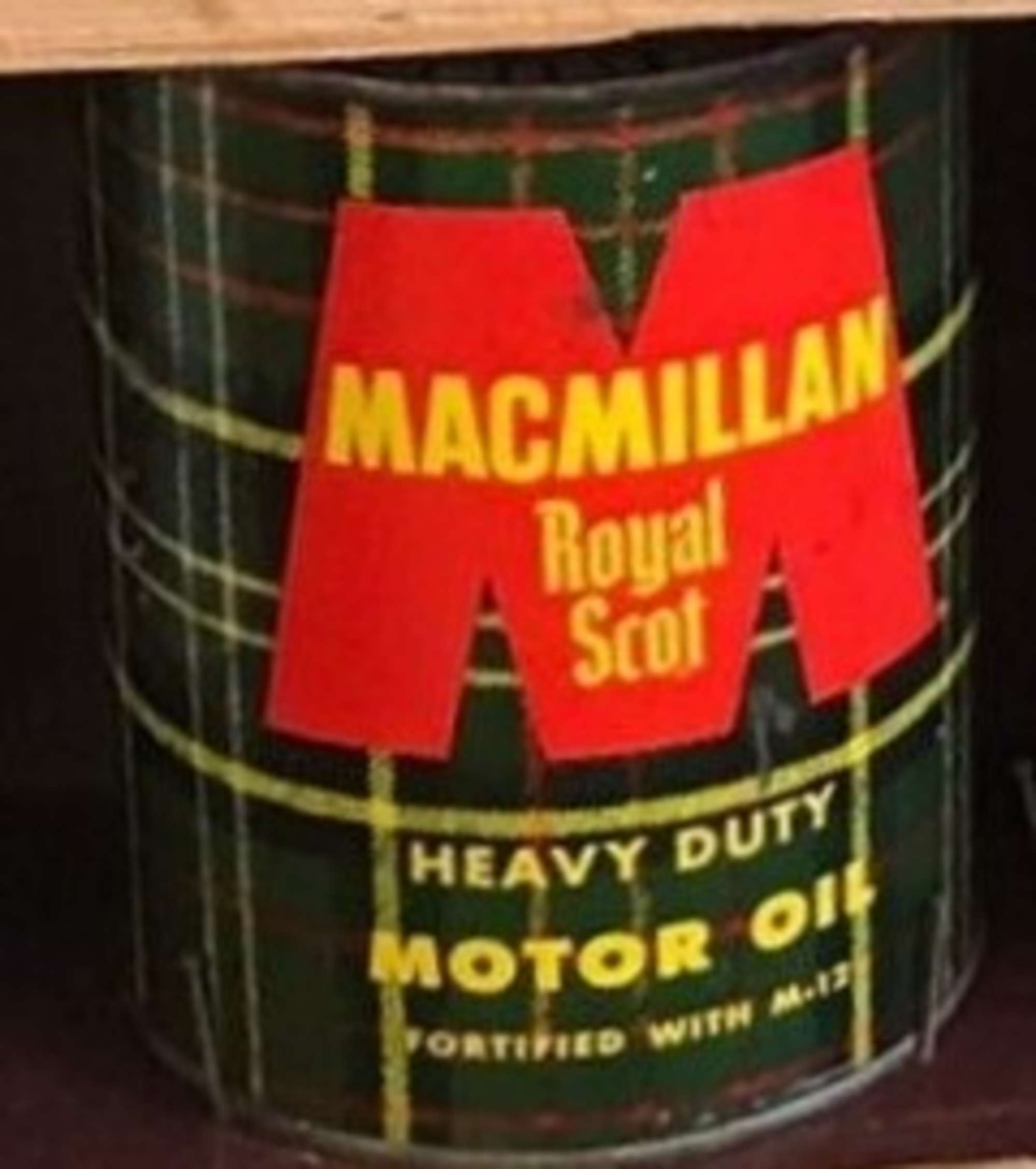 A Collection of New/Old Stock US-Quart Oil Cans -Sold