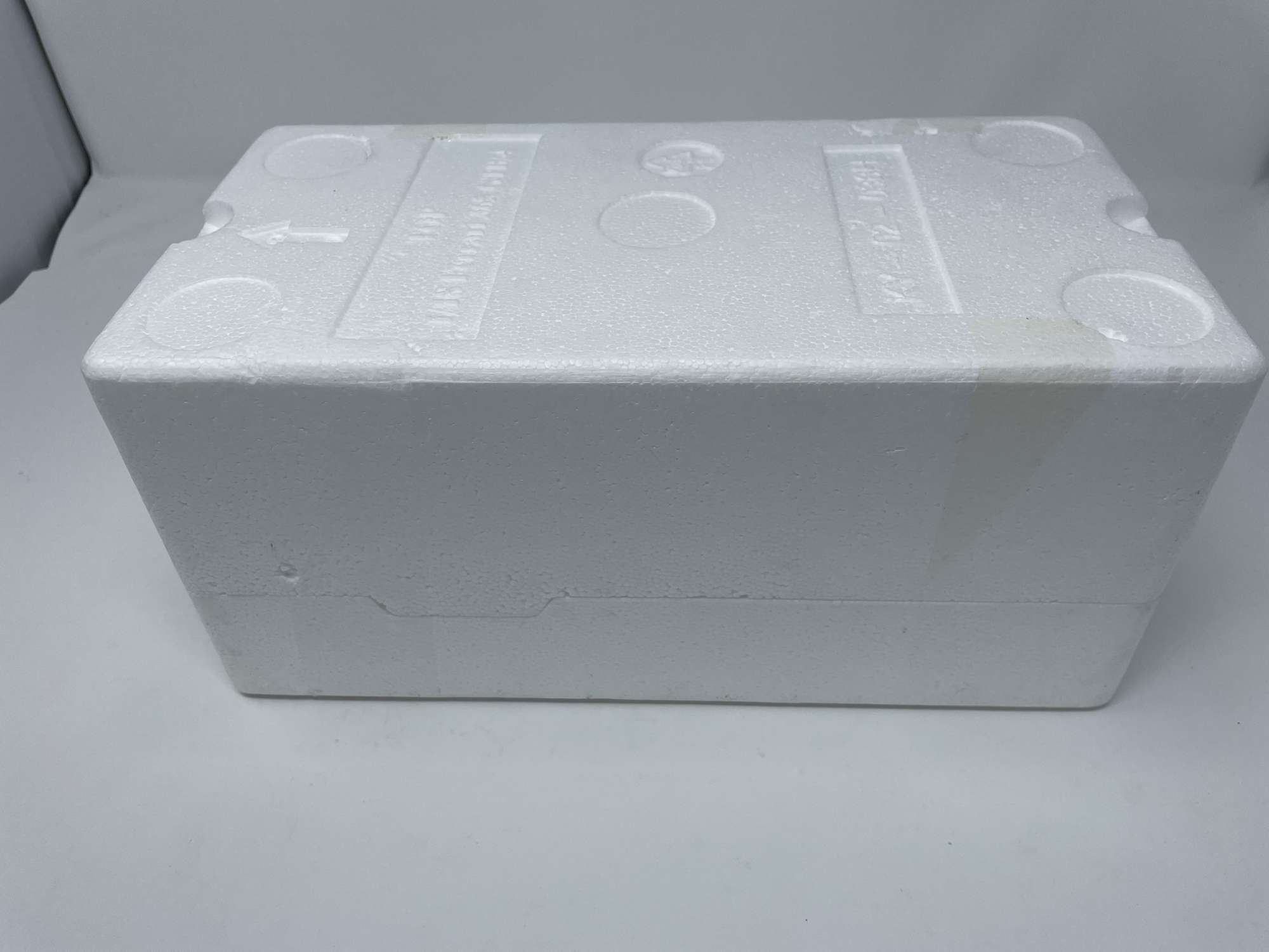 Kyosho 1/18th Scale Ferrari 365 GTB/4 -Sold