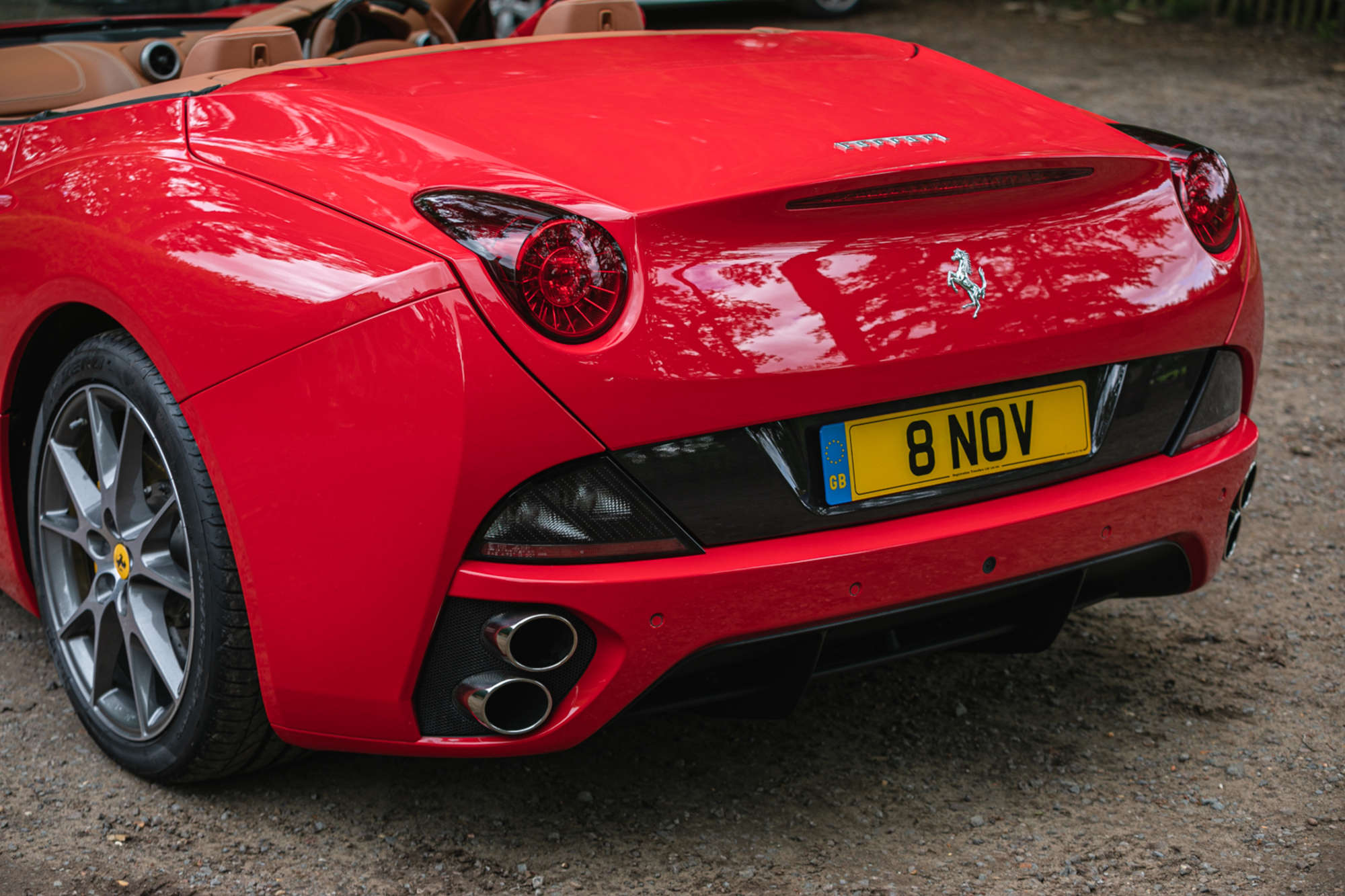 2011 Ferrari California 4.3 F1 DCT-Sold