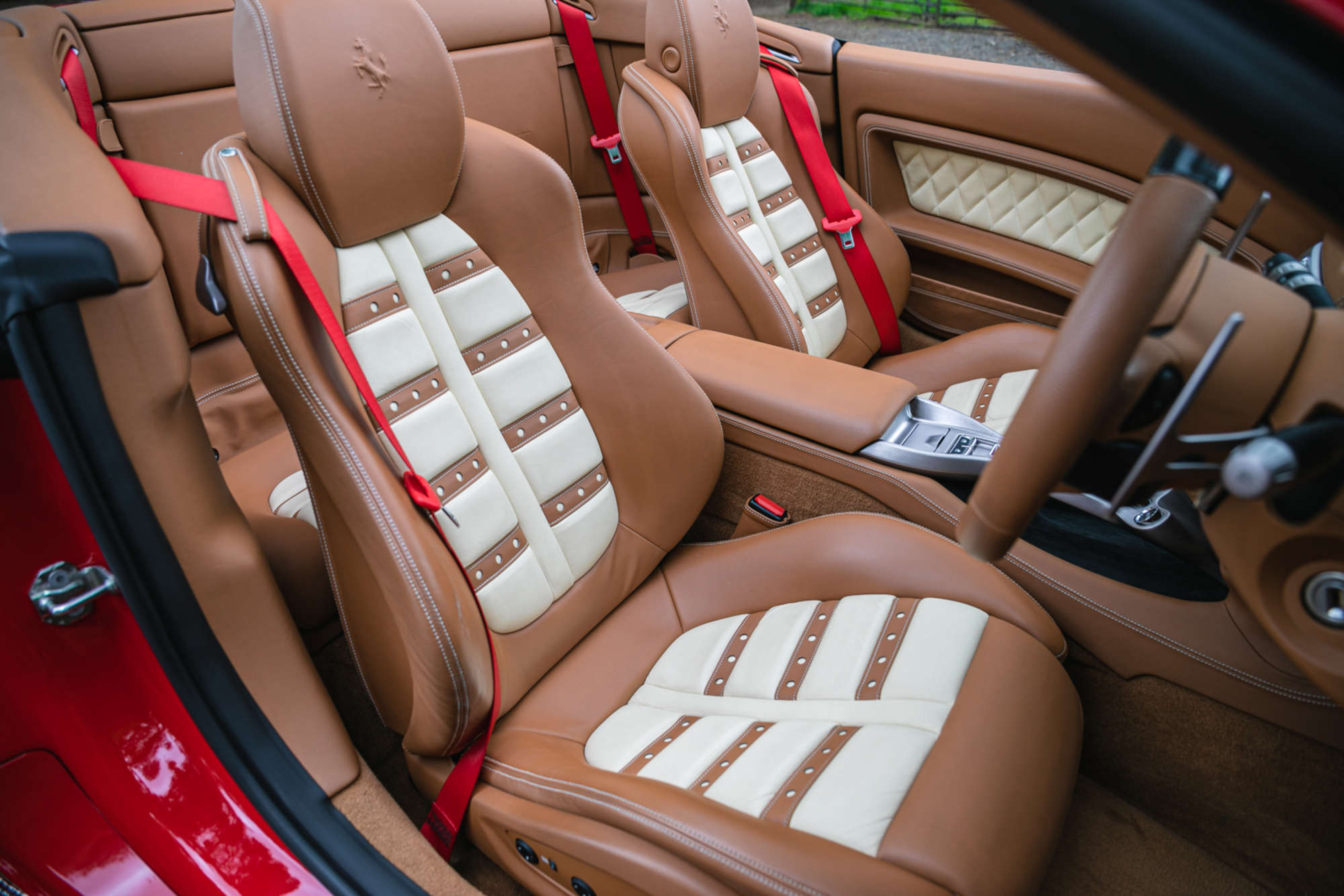 2011 Ferrari California 4.3 F1 DCT-Sold