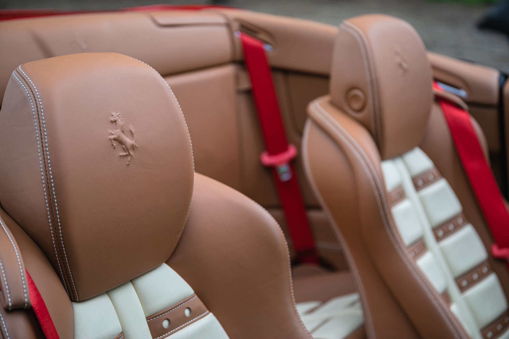 2011 Ferrari California 4.3 F1 DCT-Sold