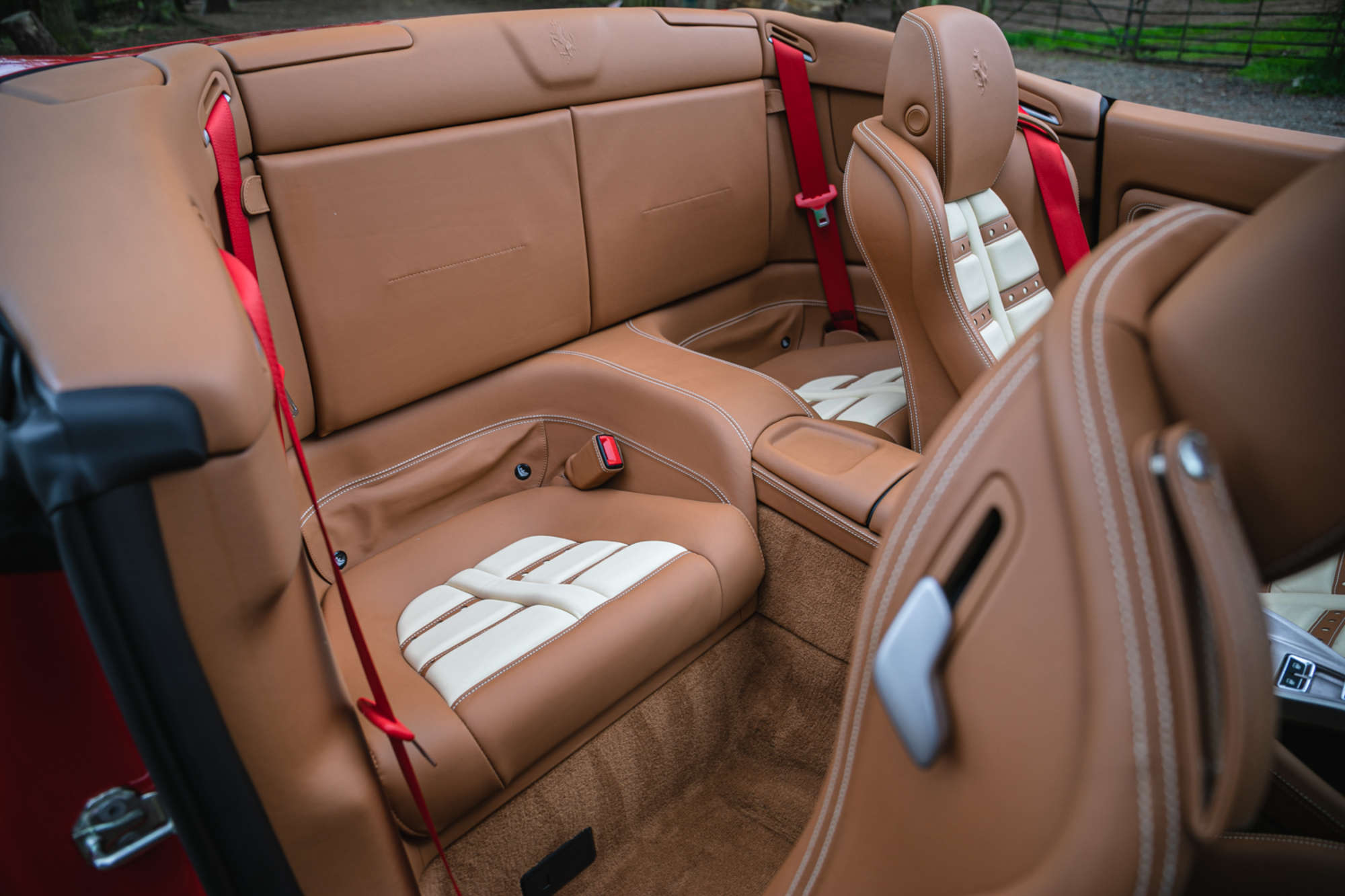 2011 Ferrari California 4.3 F1 DCT-Sold