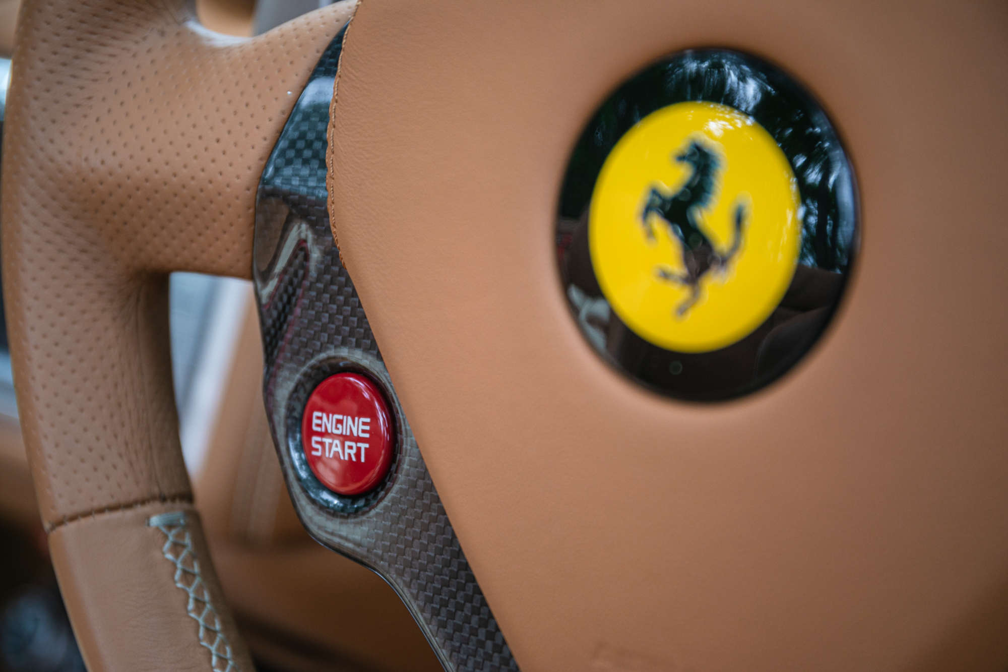 2011 Ferrari California 4.3 F1 DCT-Sold