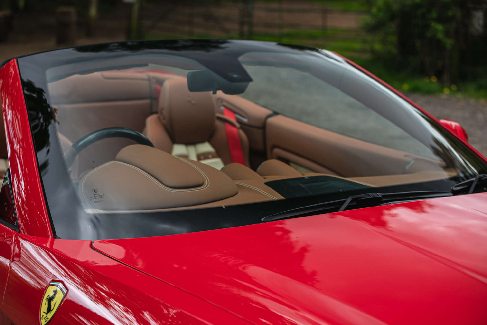 2011 Ferrari California 4.3 F1 DCT-Sold