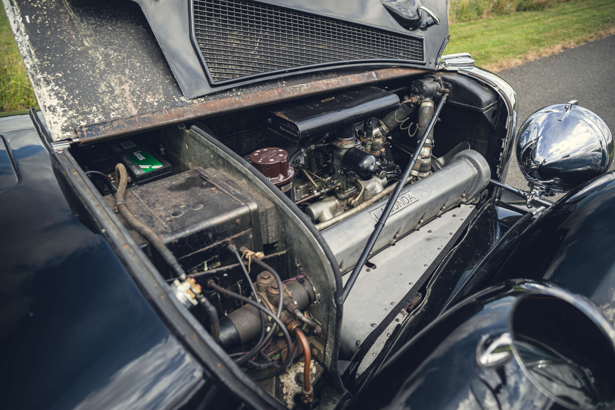 1939 Lagonda V12 Sports Saloon-Sold