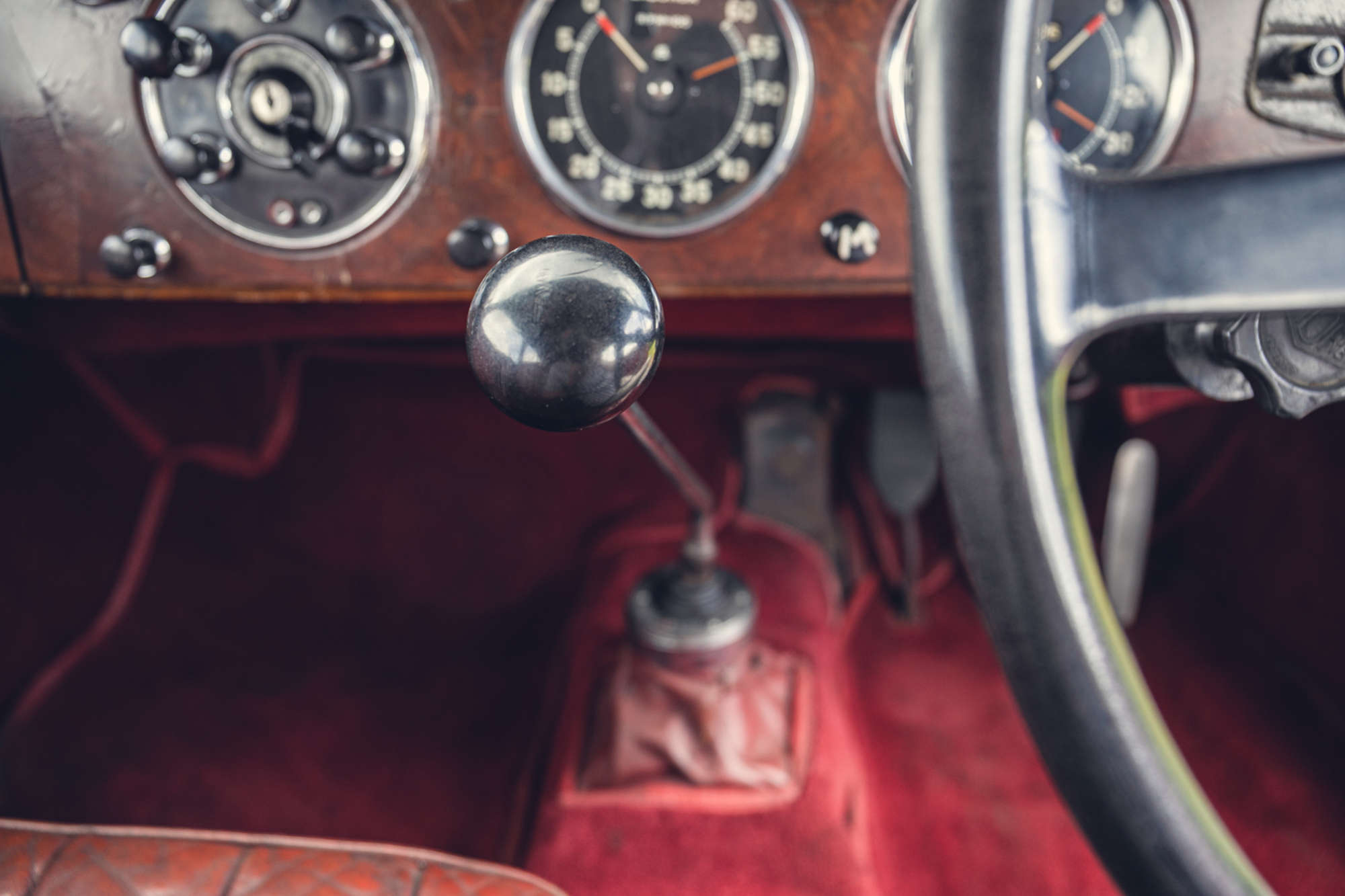 1939 Lagonda V12 Sports Saloon-Sold