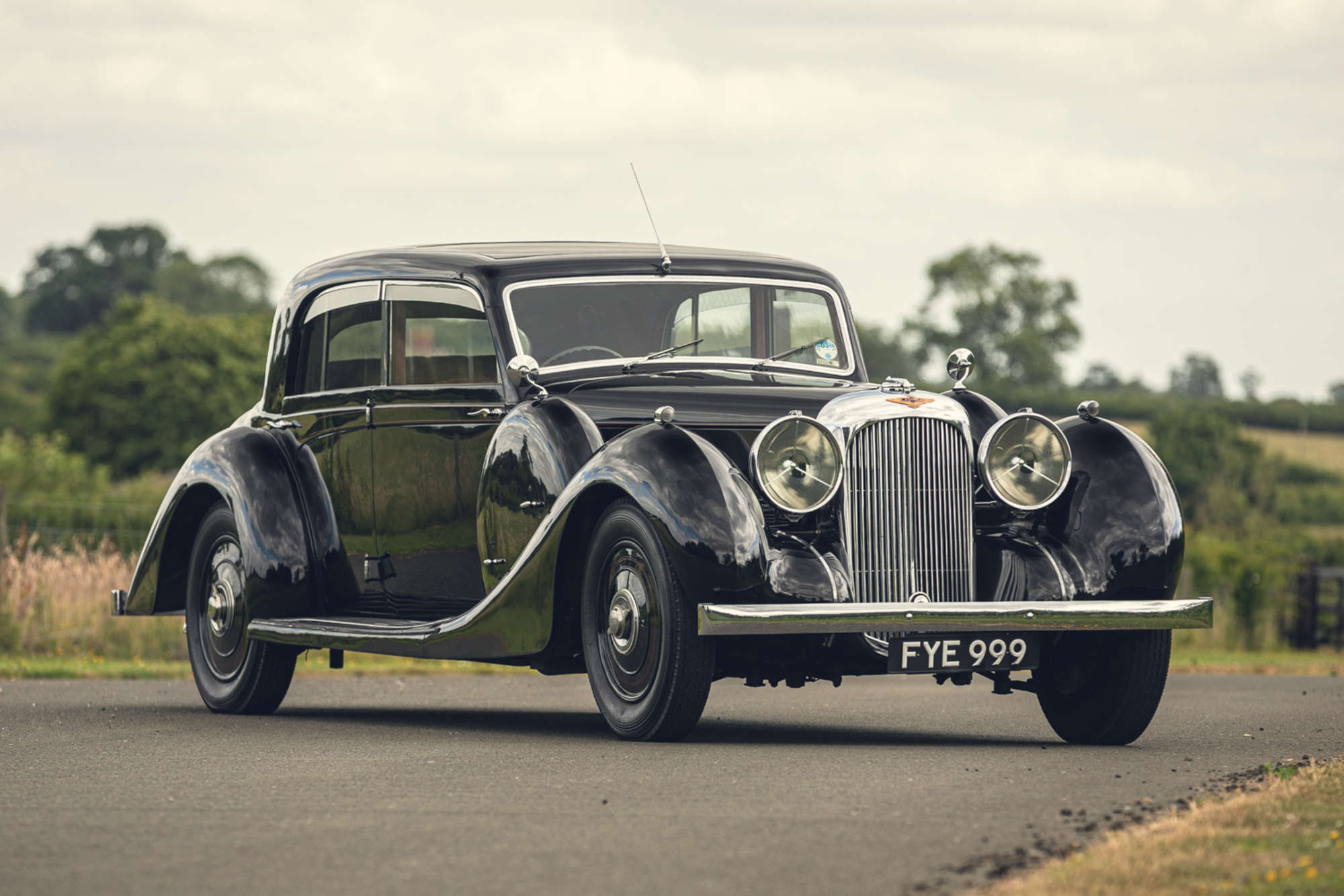 1939 Lagonda V12 Sports Saloon-Sold